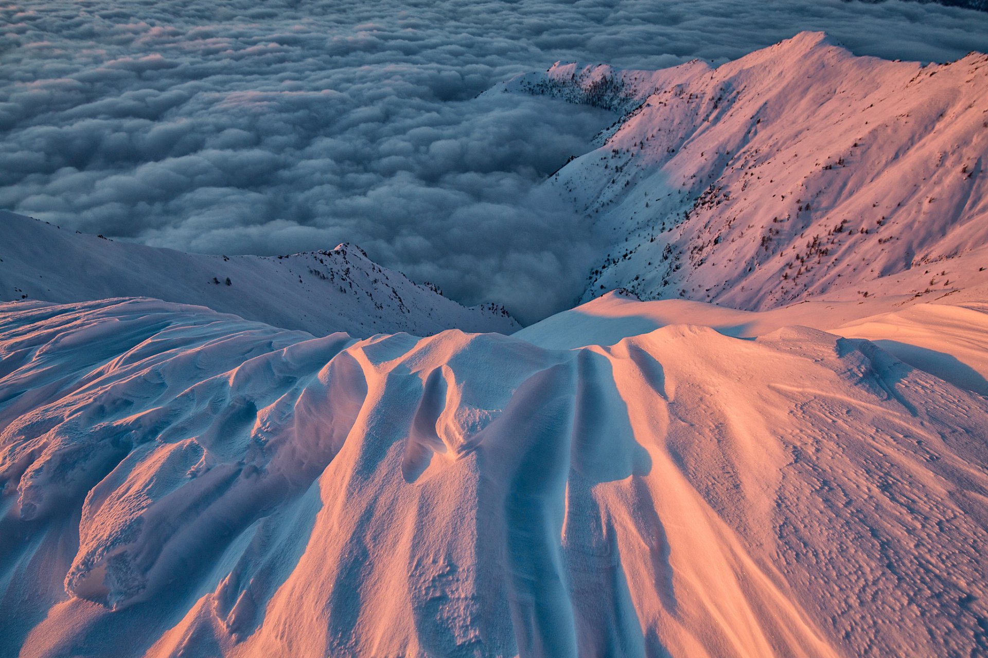 italie région piémont montagnes alpines neige lumière nuages