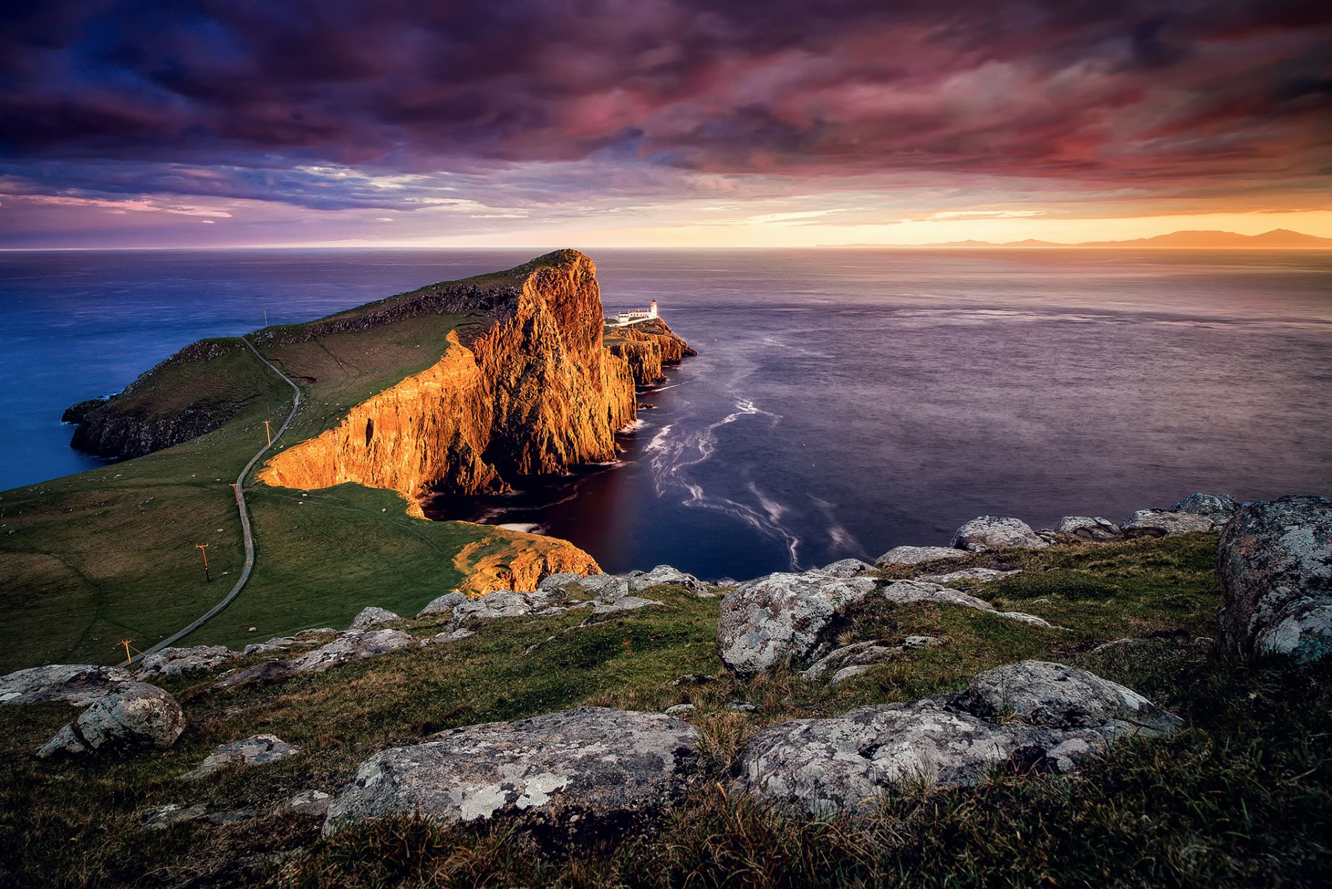 schottland neist punkt inselgruppe der inneren hebriden skye island am rande leuchtturm