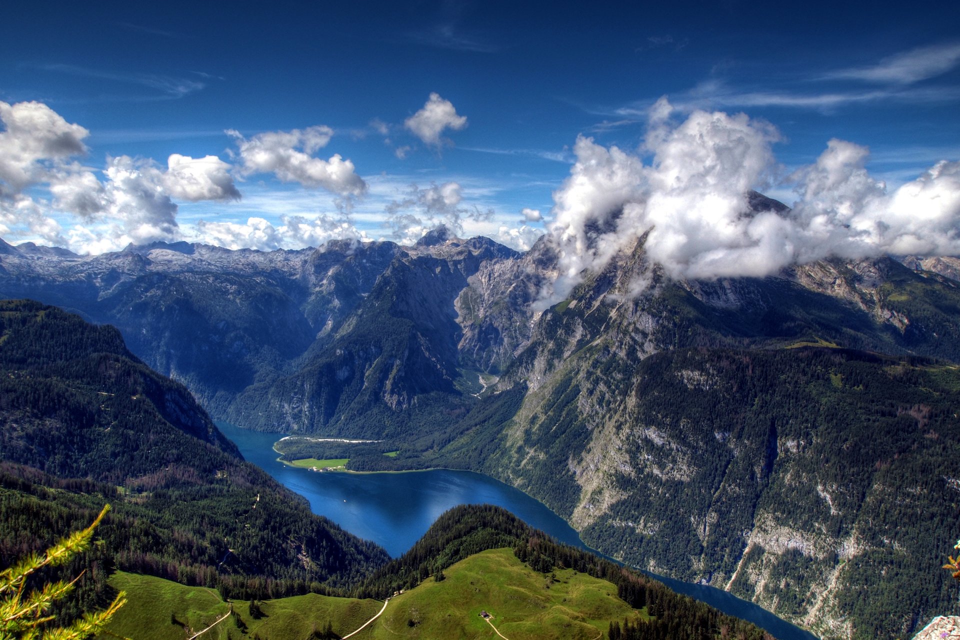 allemagne bavière alpes bavaroises rivière montagnes alpes nuages forêts champs panorama vue de dessus