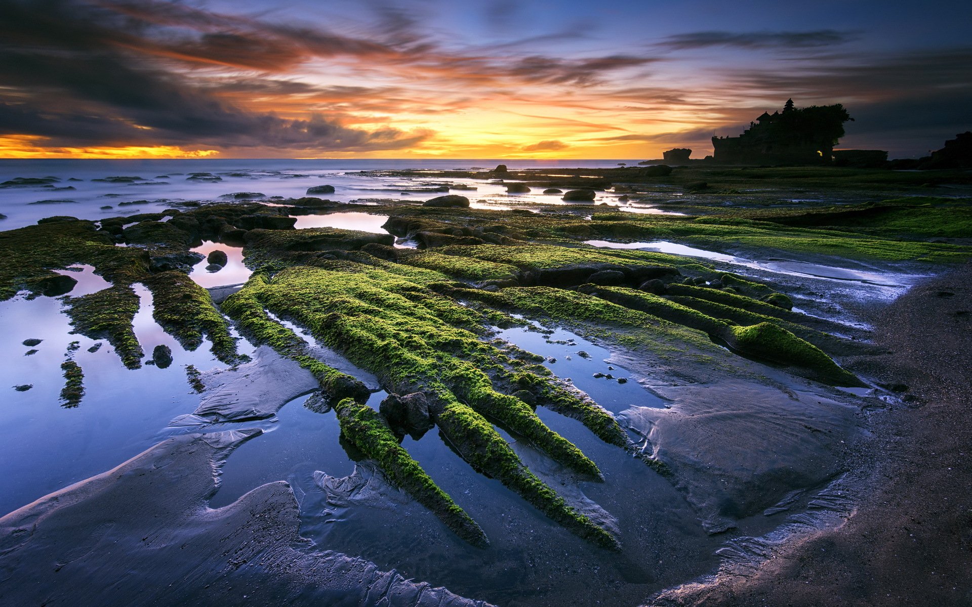 tanah lot bali indonésie plage