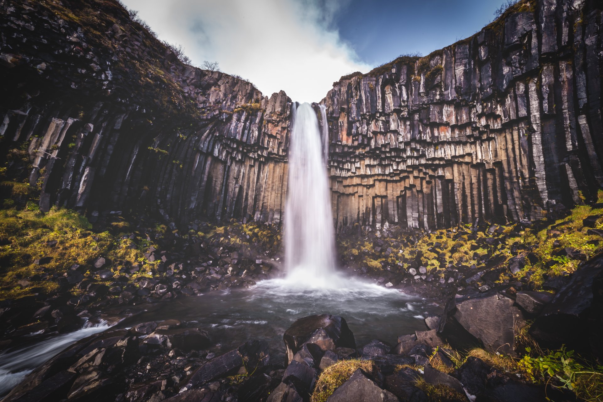 fotograf andrés nieto porras foto wasserfall felsen felsen klippe steine felsbrocken