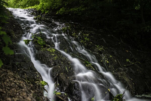 Schöne Brisanz aus dem Wasserstrom