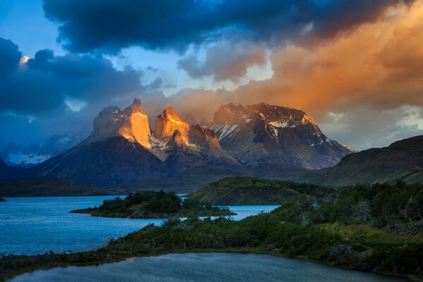 Montagnes incroyables en Amérique du Sud