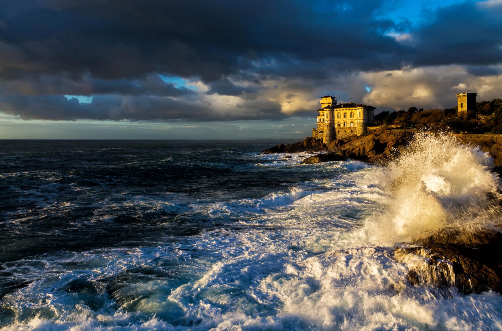 italia mar olas rocas castillo nubes