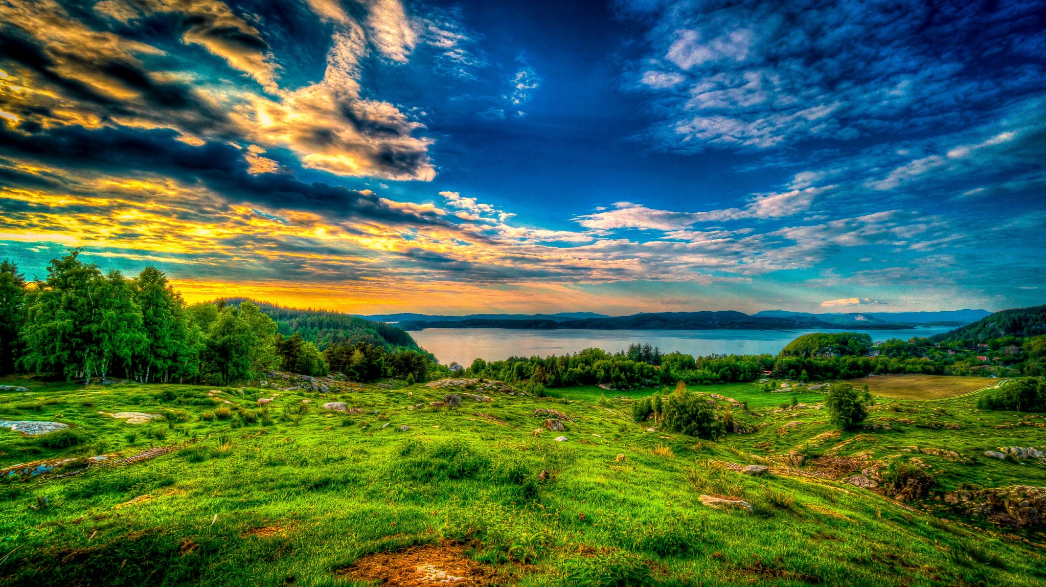 cielo nuvole tramonto lago alberi pietre erba