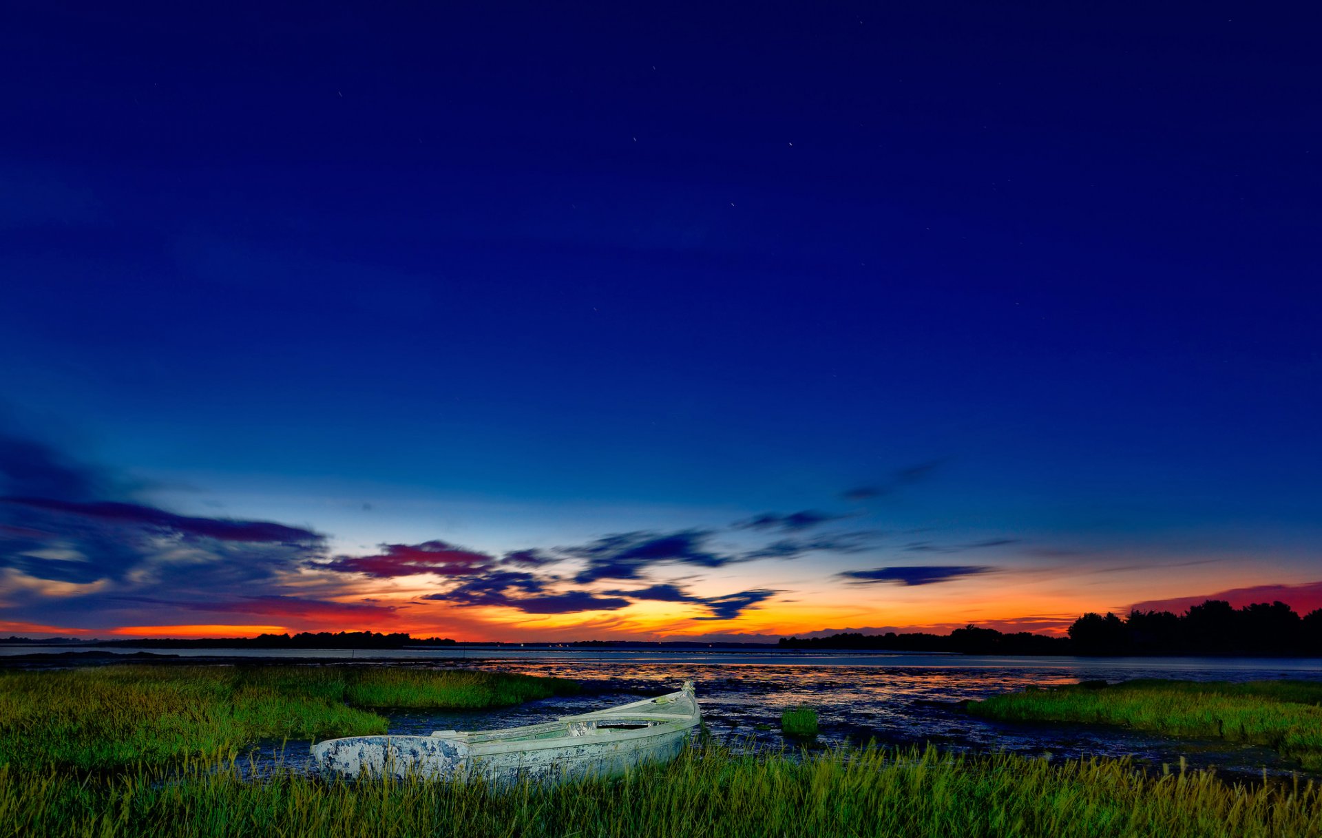 ky clouds glow night lake boat