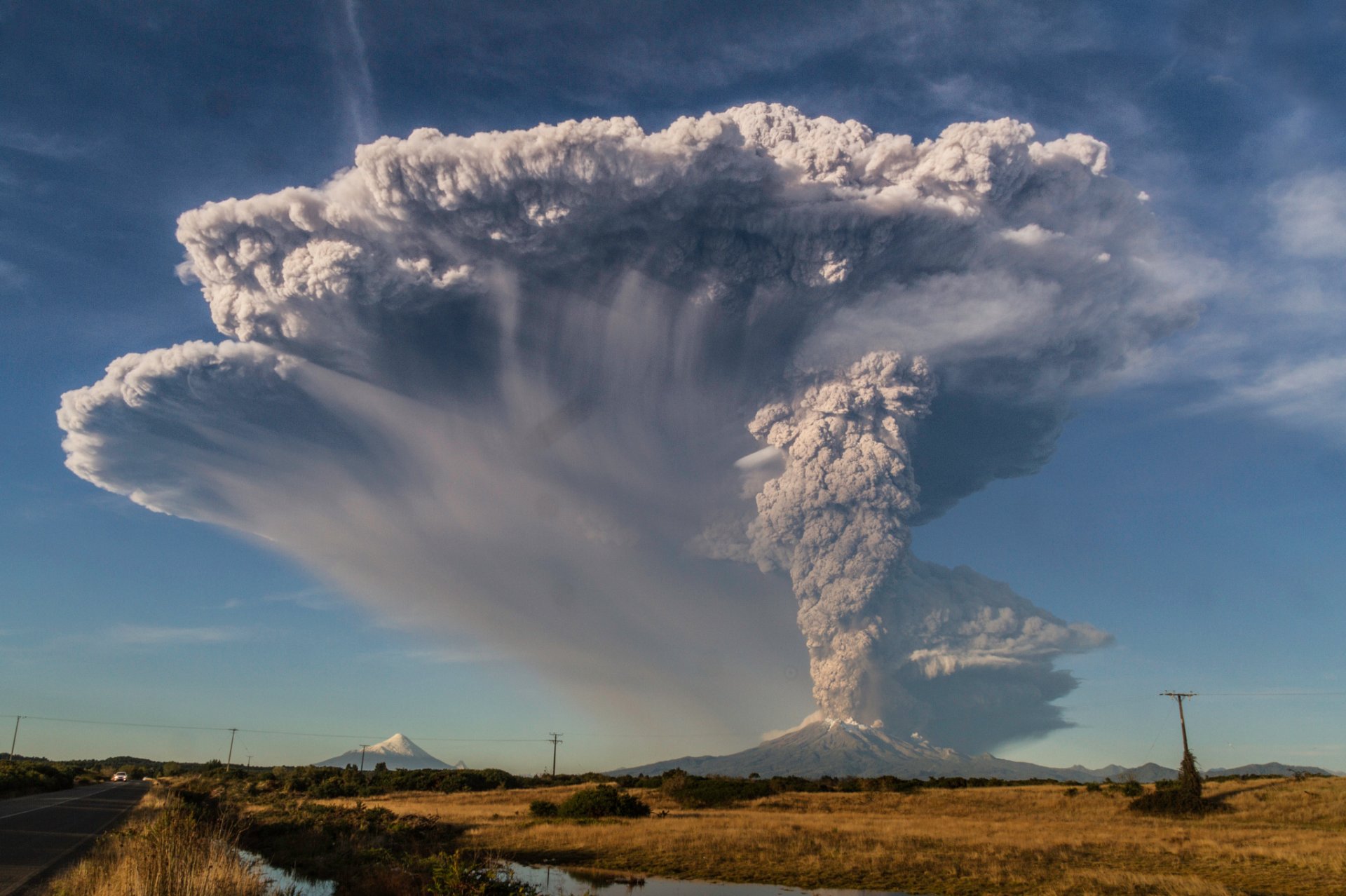 chile berge anden aktiv vulkan calbuco eruption april 2015 17:50 uhr