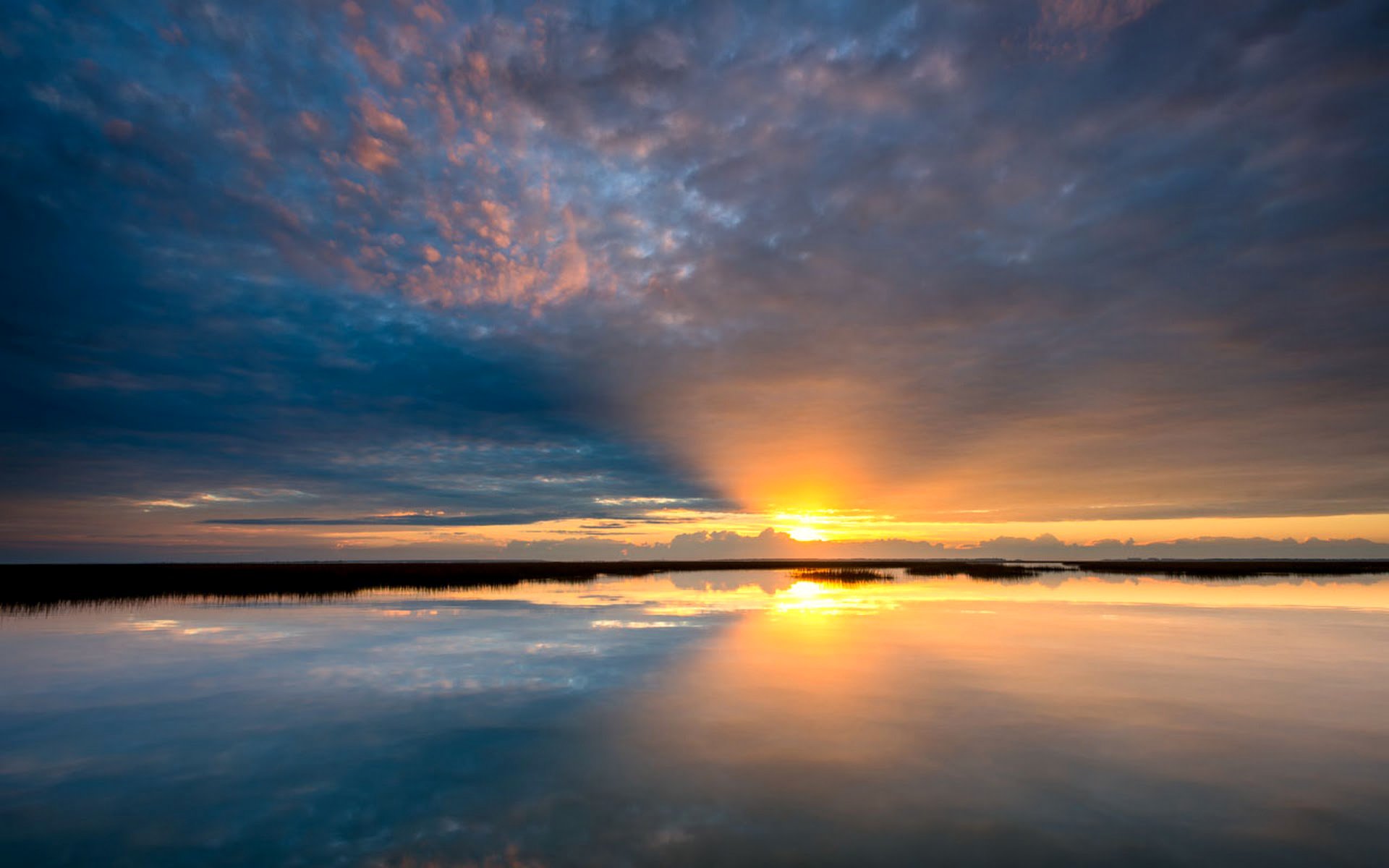 ciel nuages coucher de soleil horizon mer