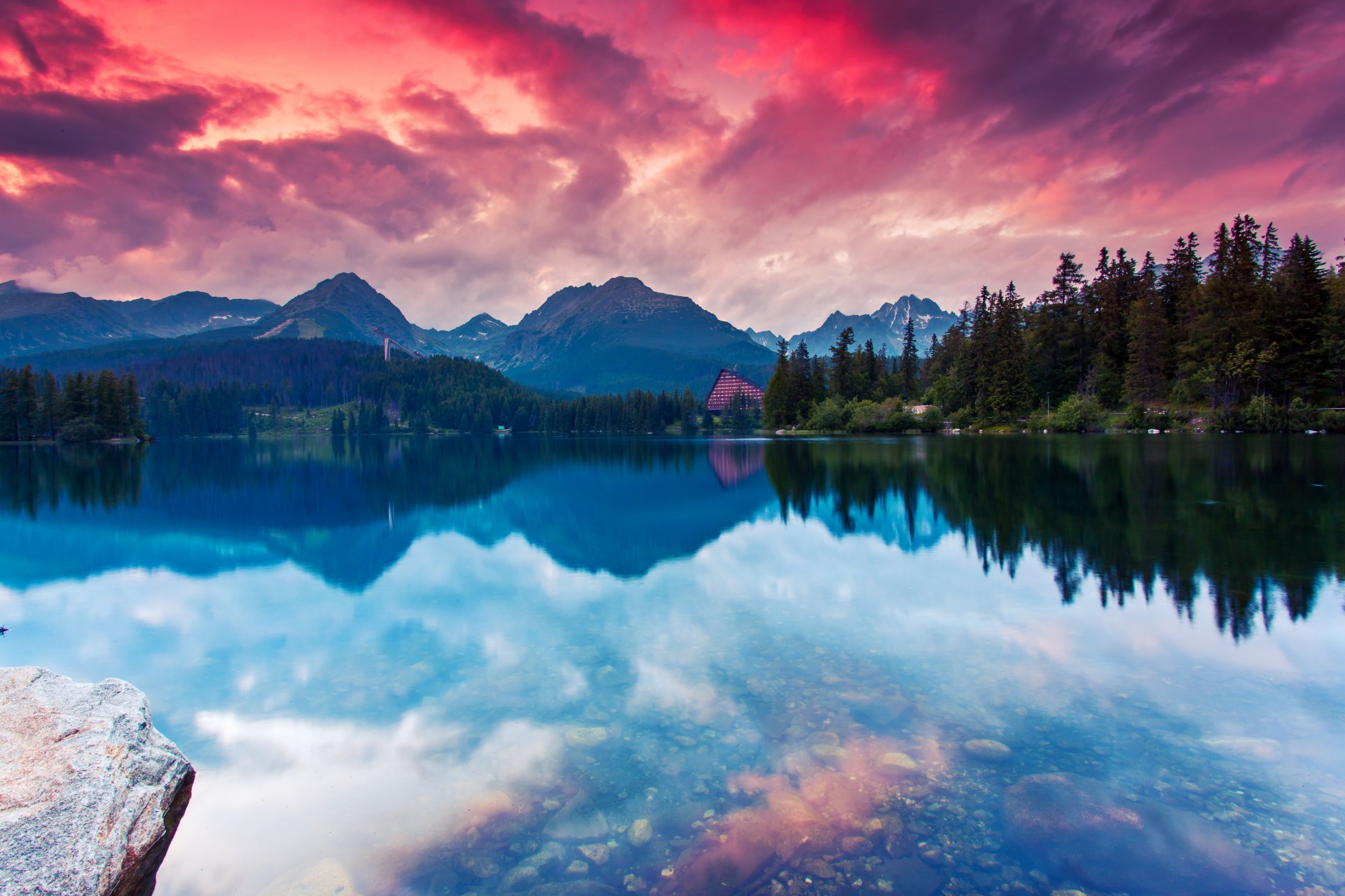 bergsee berge bäume abend landschaft