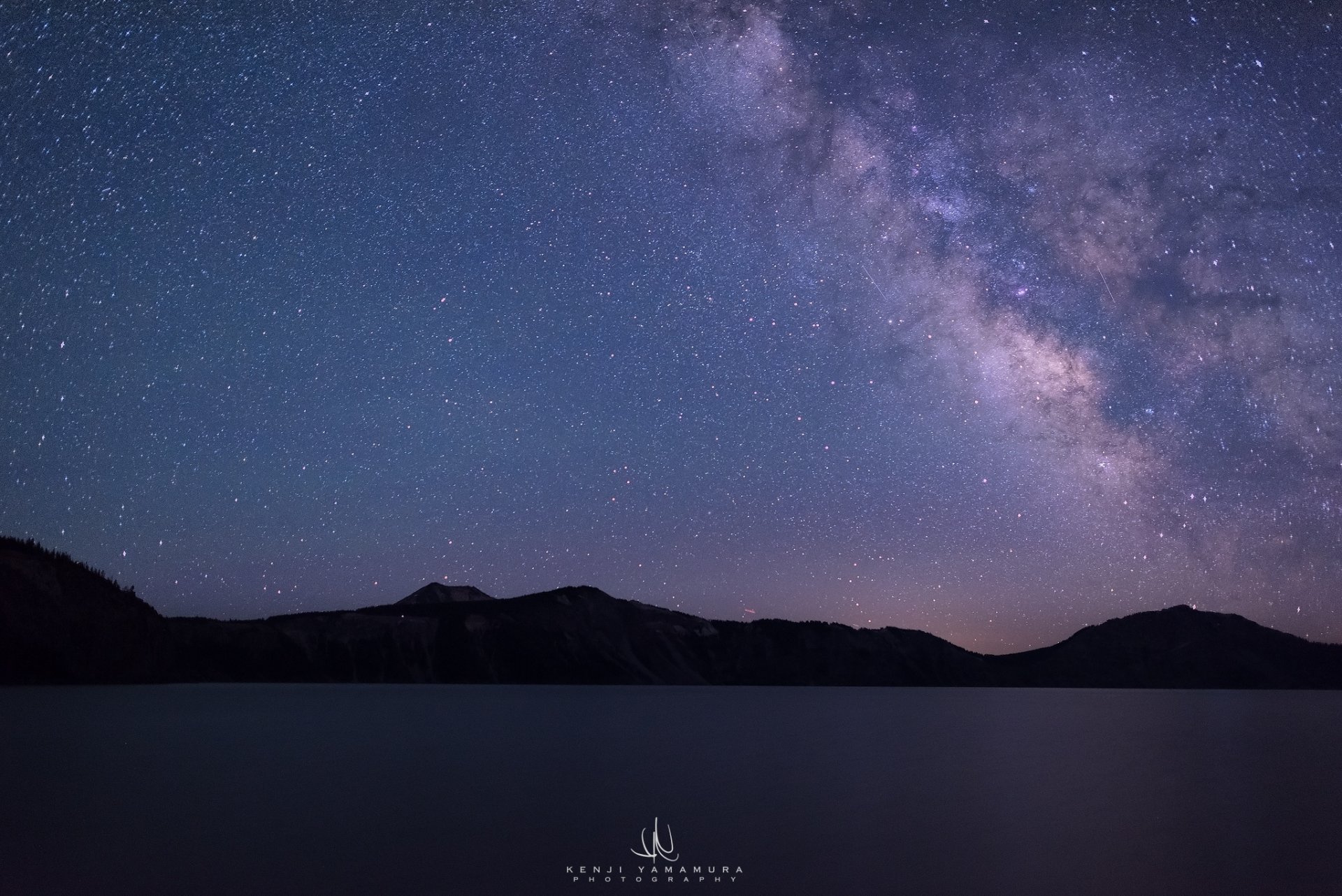 kenji yamamura fotógrafo vía láctea lago del cráter oregon ee.uu.