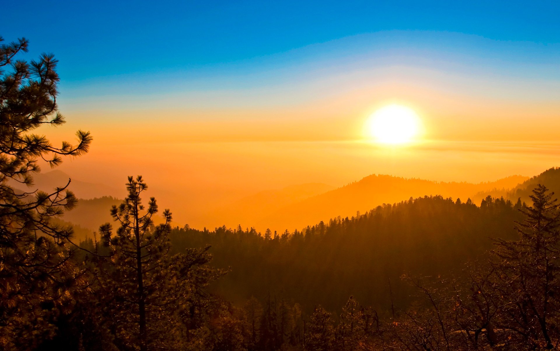 himmel wolken sonnenuntergang sonne strahlen glühen berge bäume