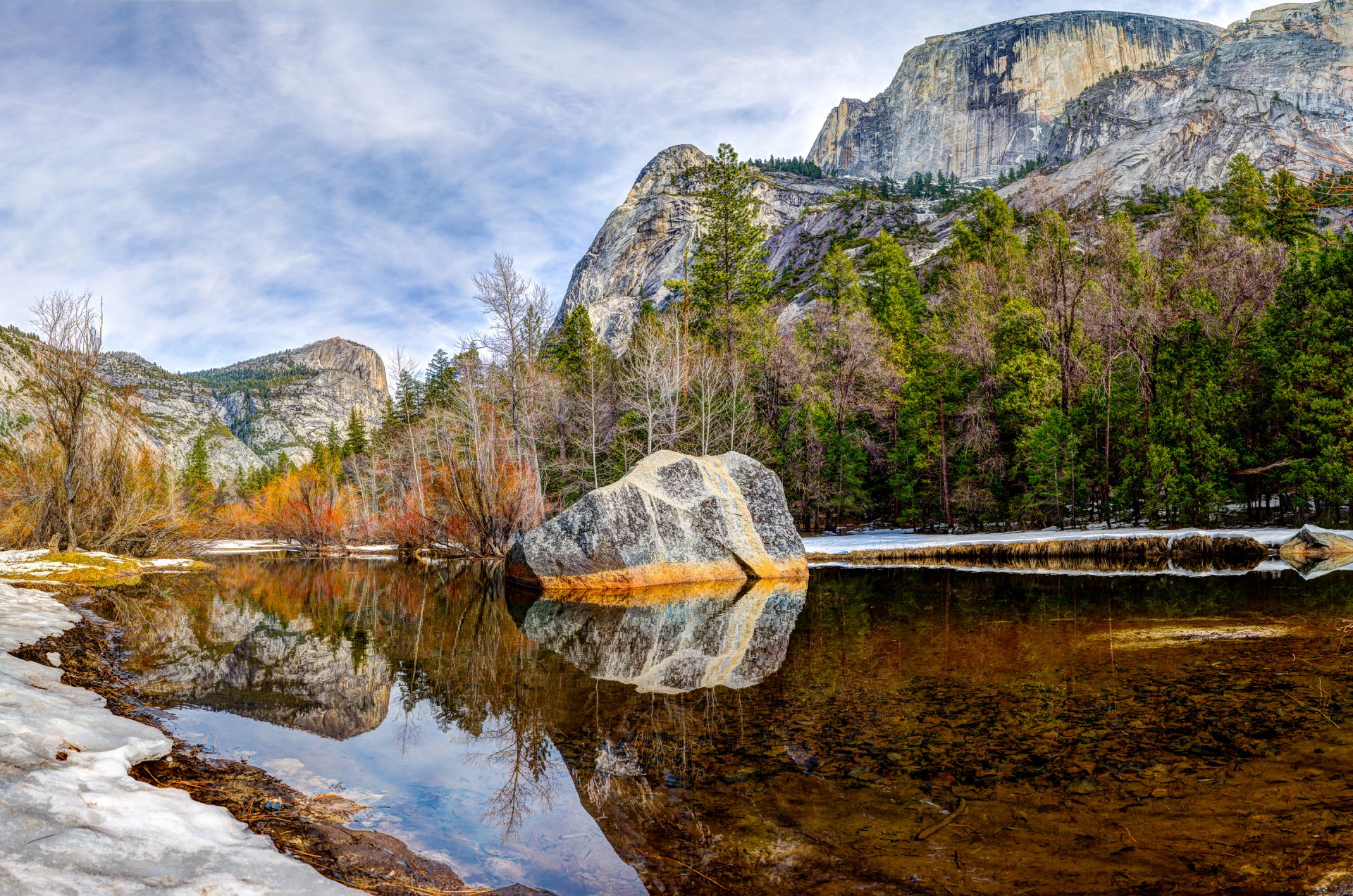 yosemite parco nazionale specchio del lago alberi cielo nuvole montagne lago pietra