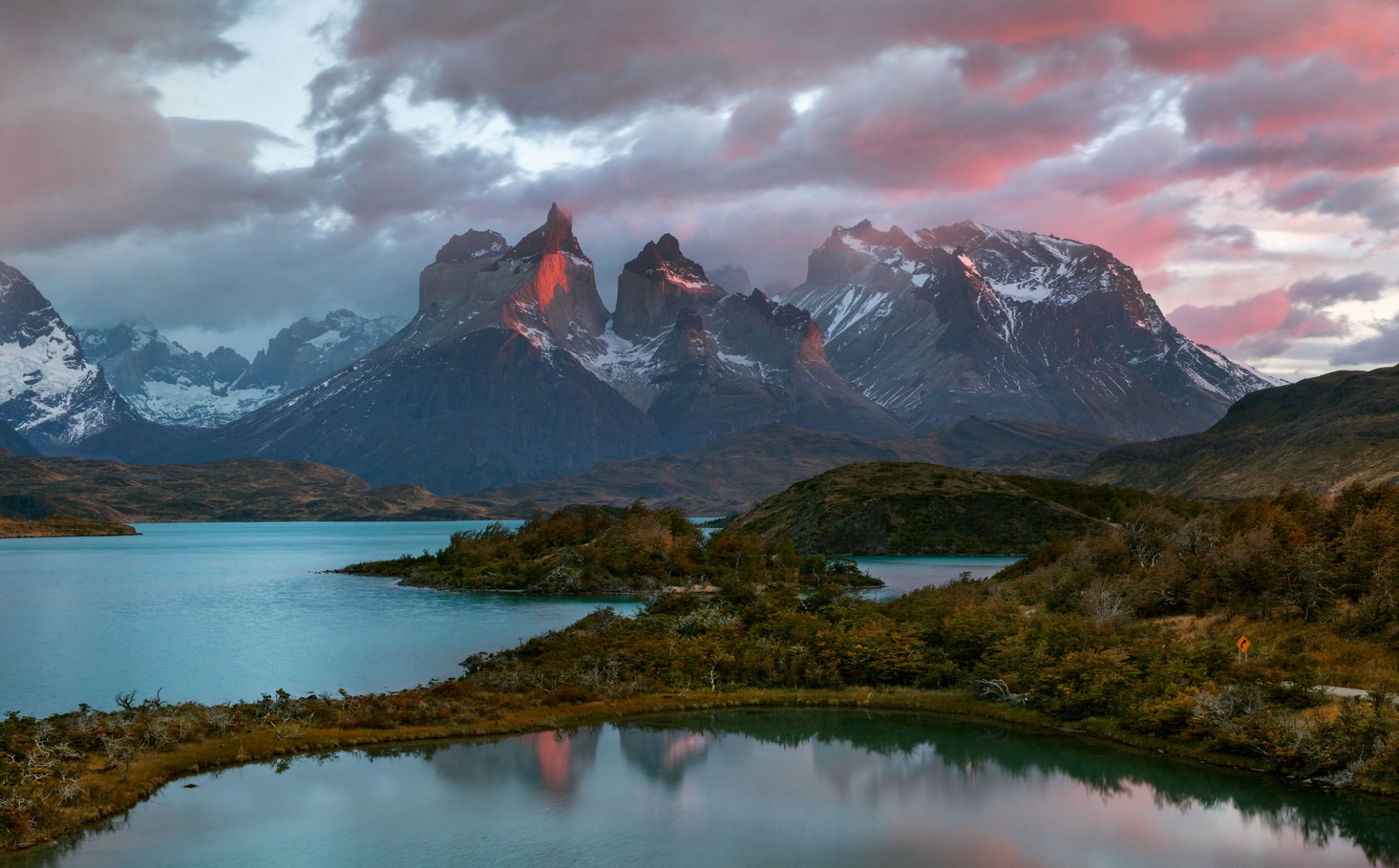 américa del sur chile patagonia parque nacional torres del paine montañas de los andes tarde río primavera abril