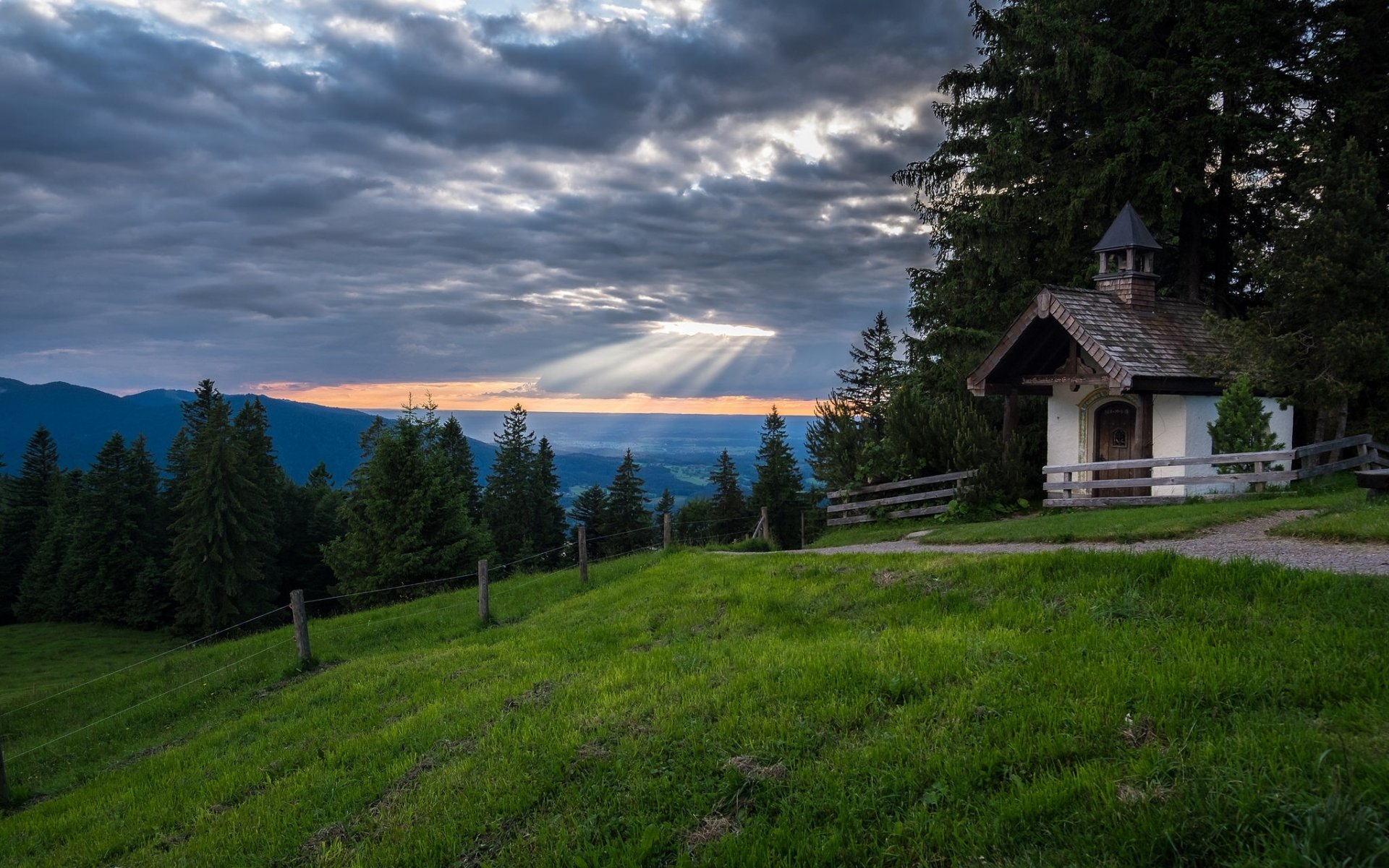 tegernsee baviera alemania alpes bávaros tegernsee alpes montañas capilla