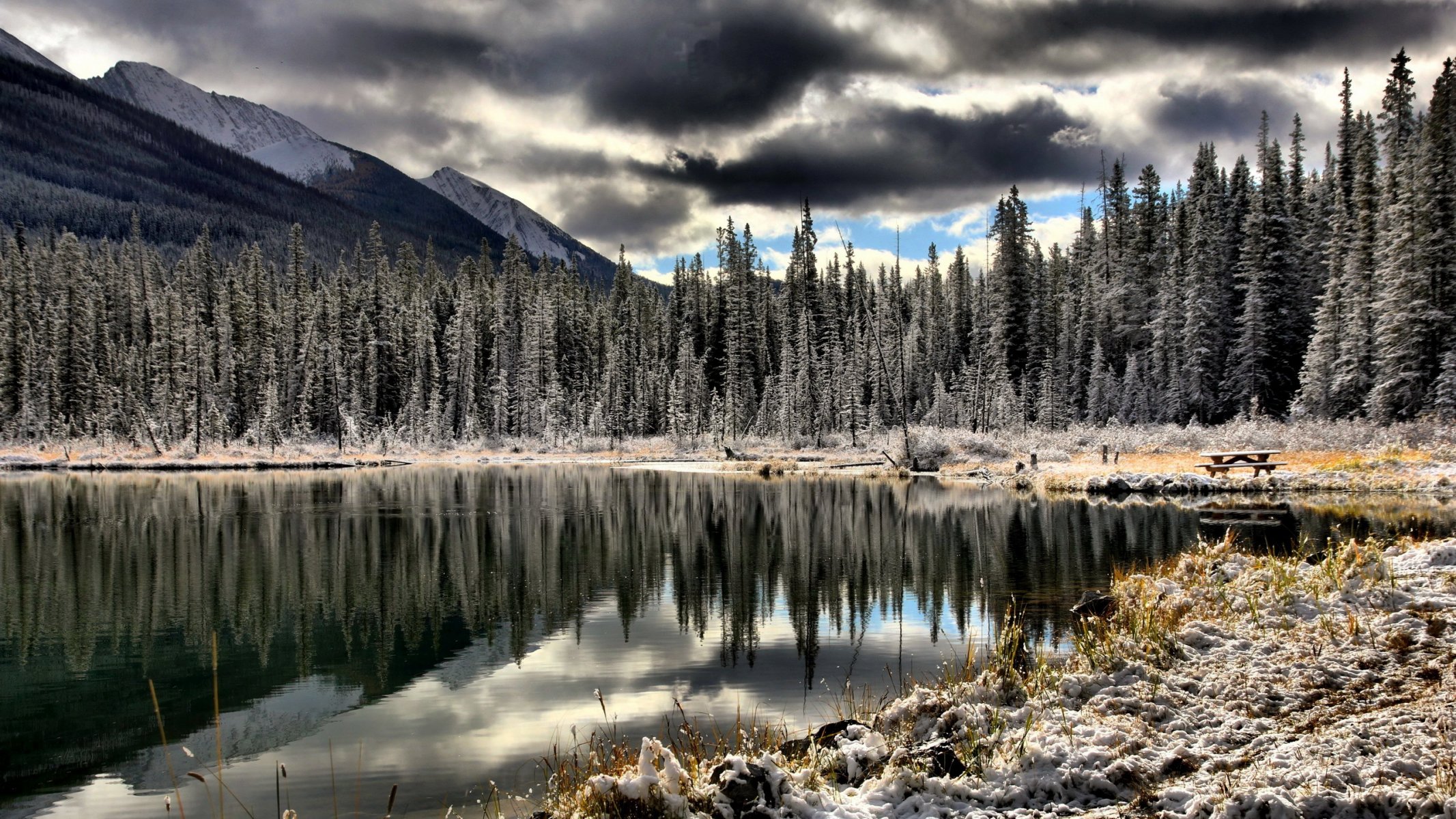 lake mountain landscape