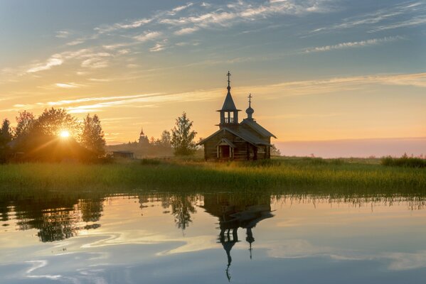 Vista del amanecer en Kizhi