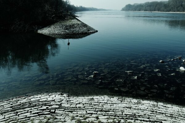 The water surface among the forest and the keystone