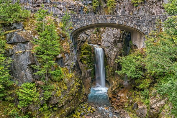 Washington, États-Unis pont sous la rivière