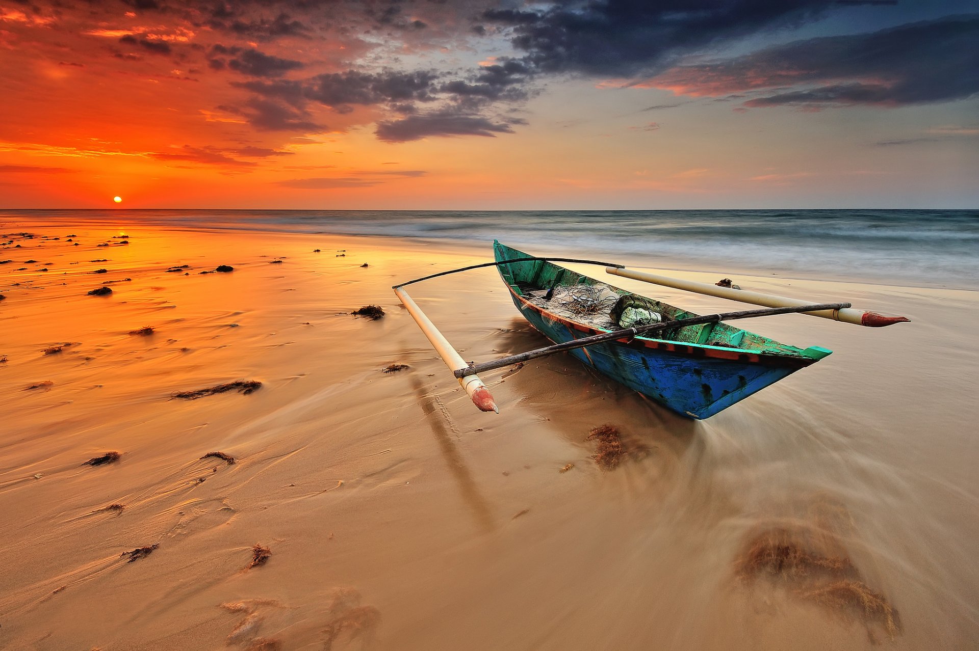 mare spiaggia barca tramonto