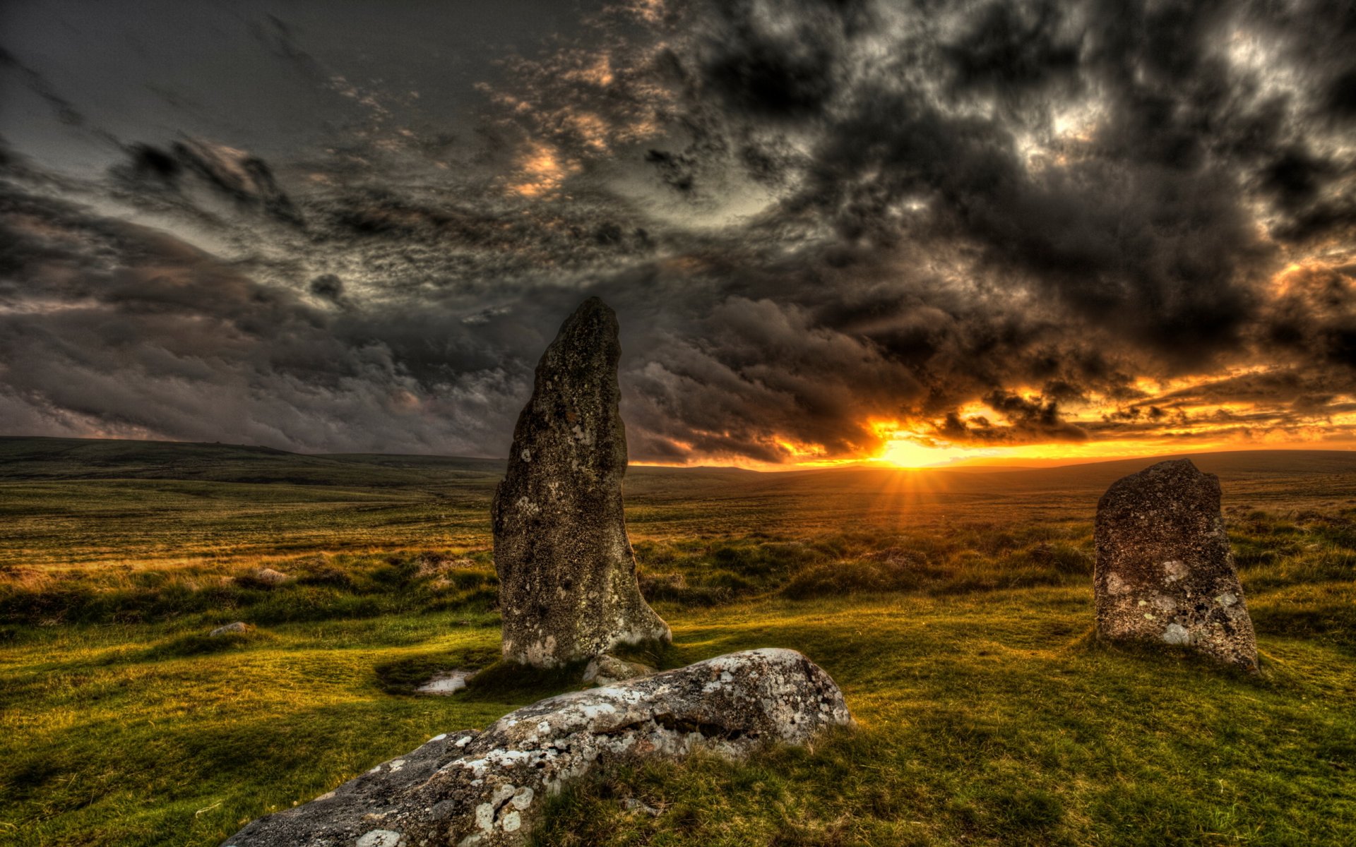 druidstones dartmoor sunset landscape