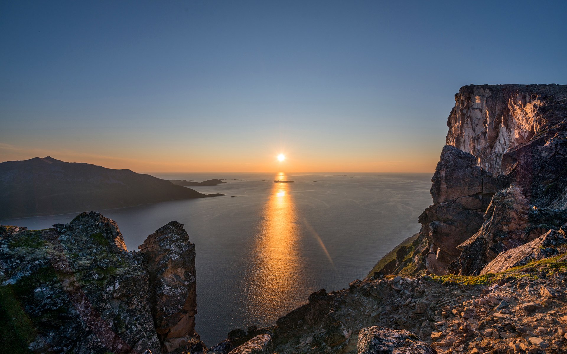 небо солнце закат горы море скалы