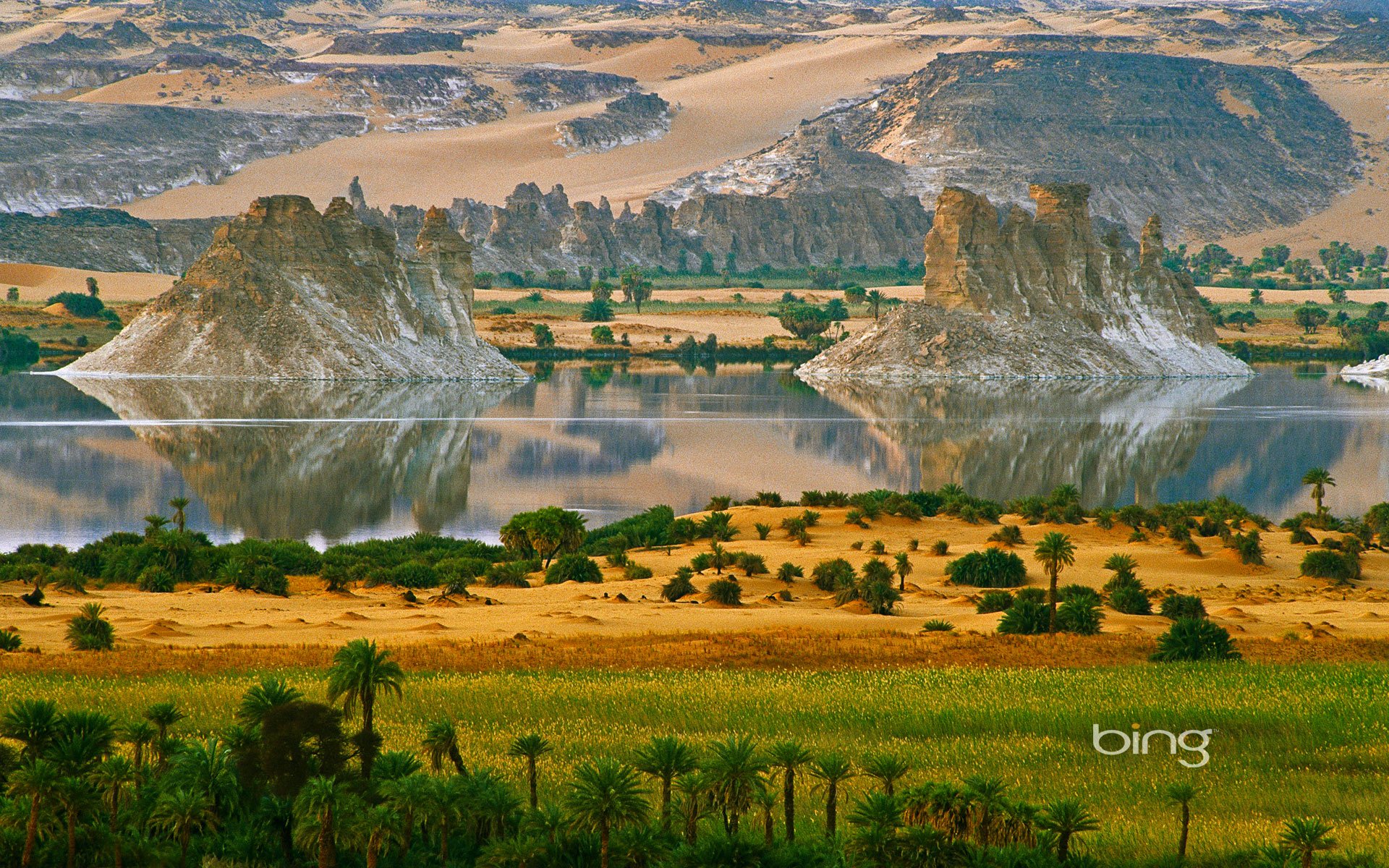 ounianga serir nord-tschad afrika berge see fluss insel palmen felsen