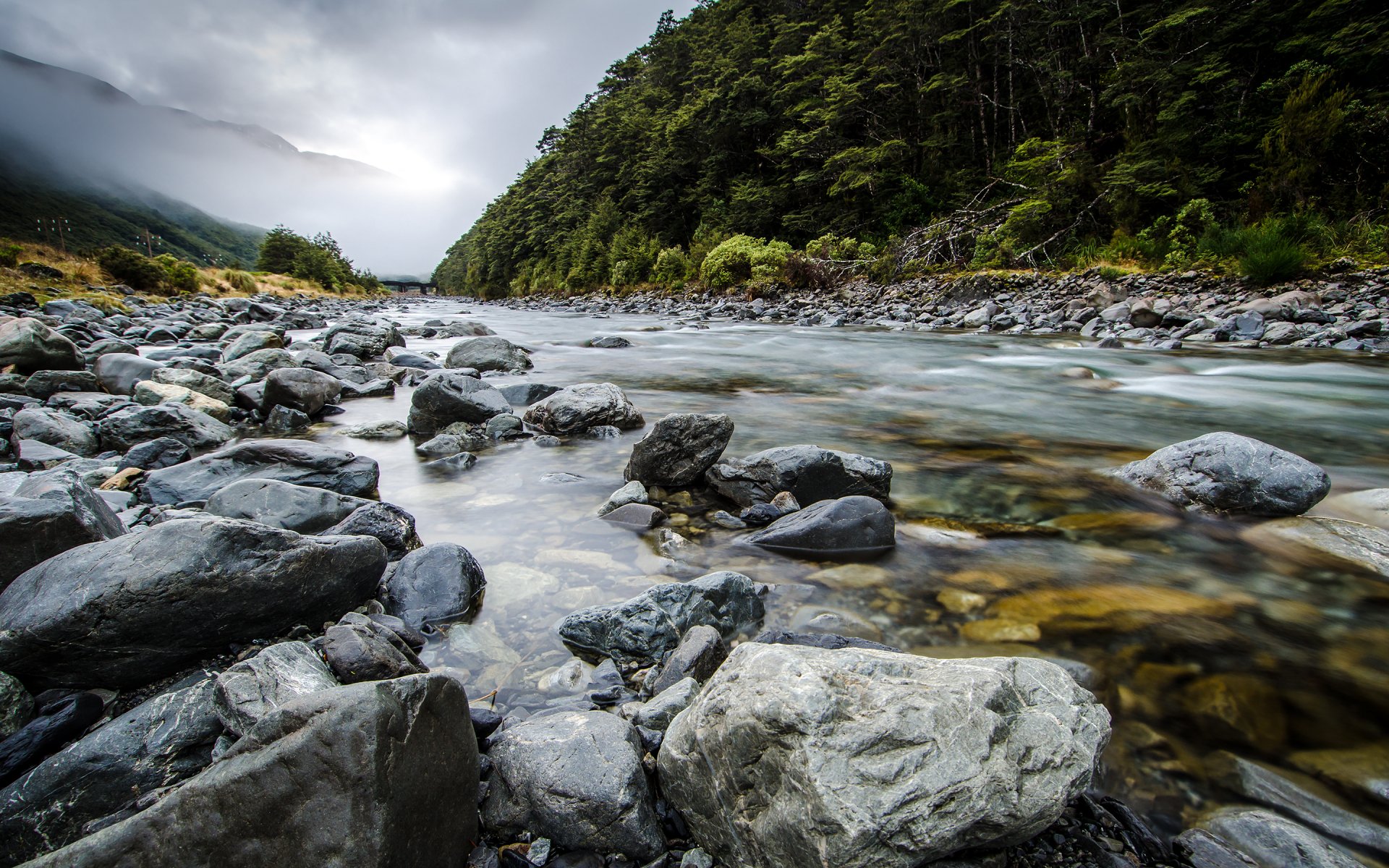 new zealand south island aotearoa te wai-pounamu bealey river