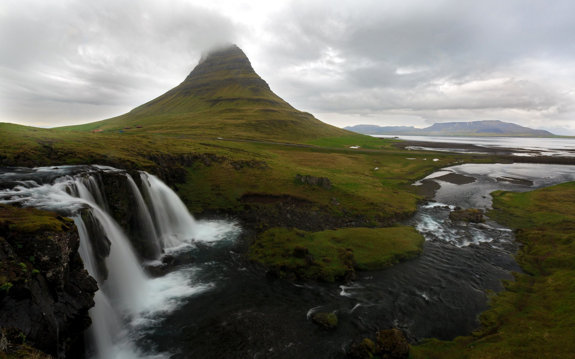 grundarfjörður snæfellsnes peninsula islandia