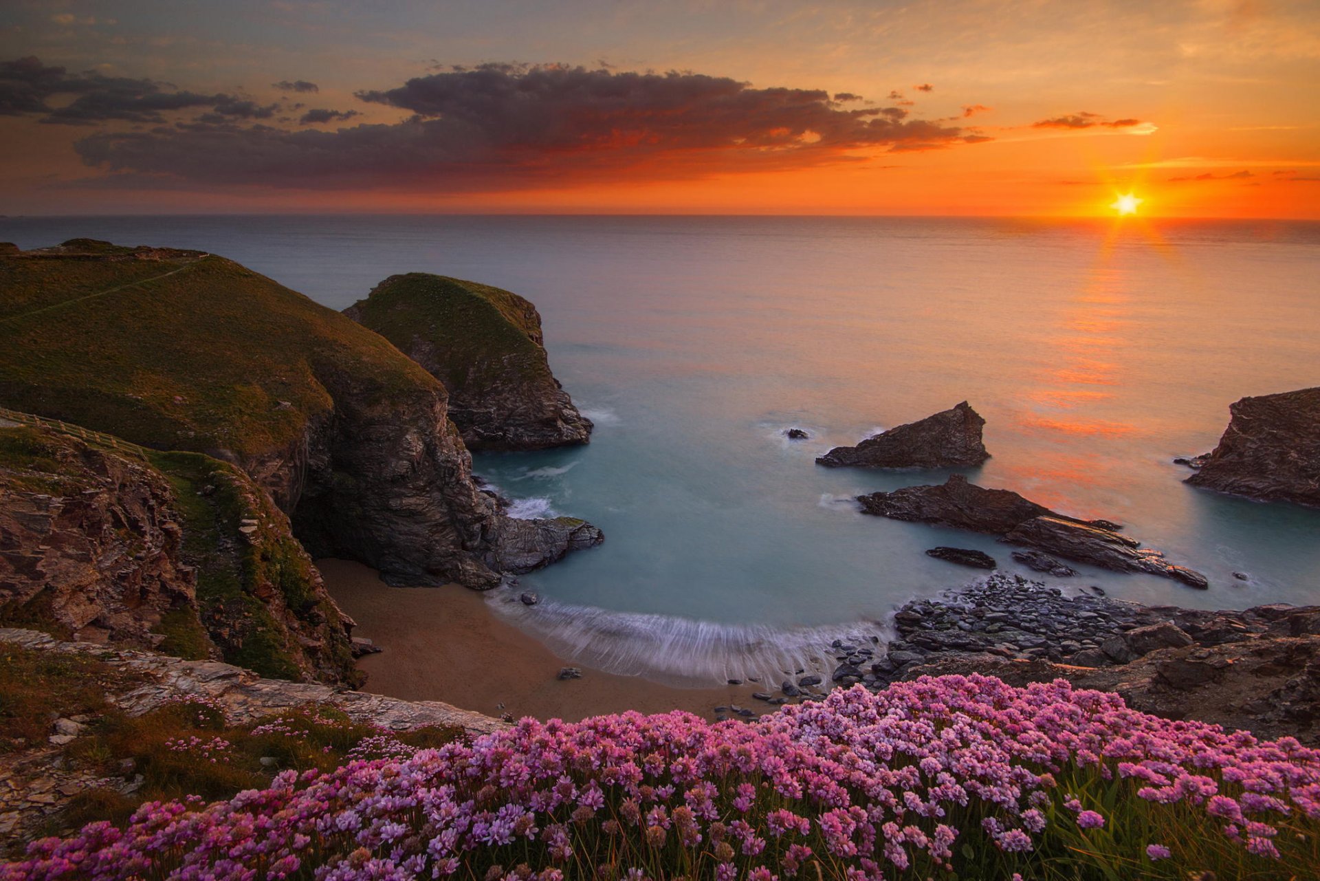 playa pasos bedruthan inglaterra océano rocas mar paisaje rocas