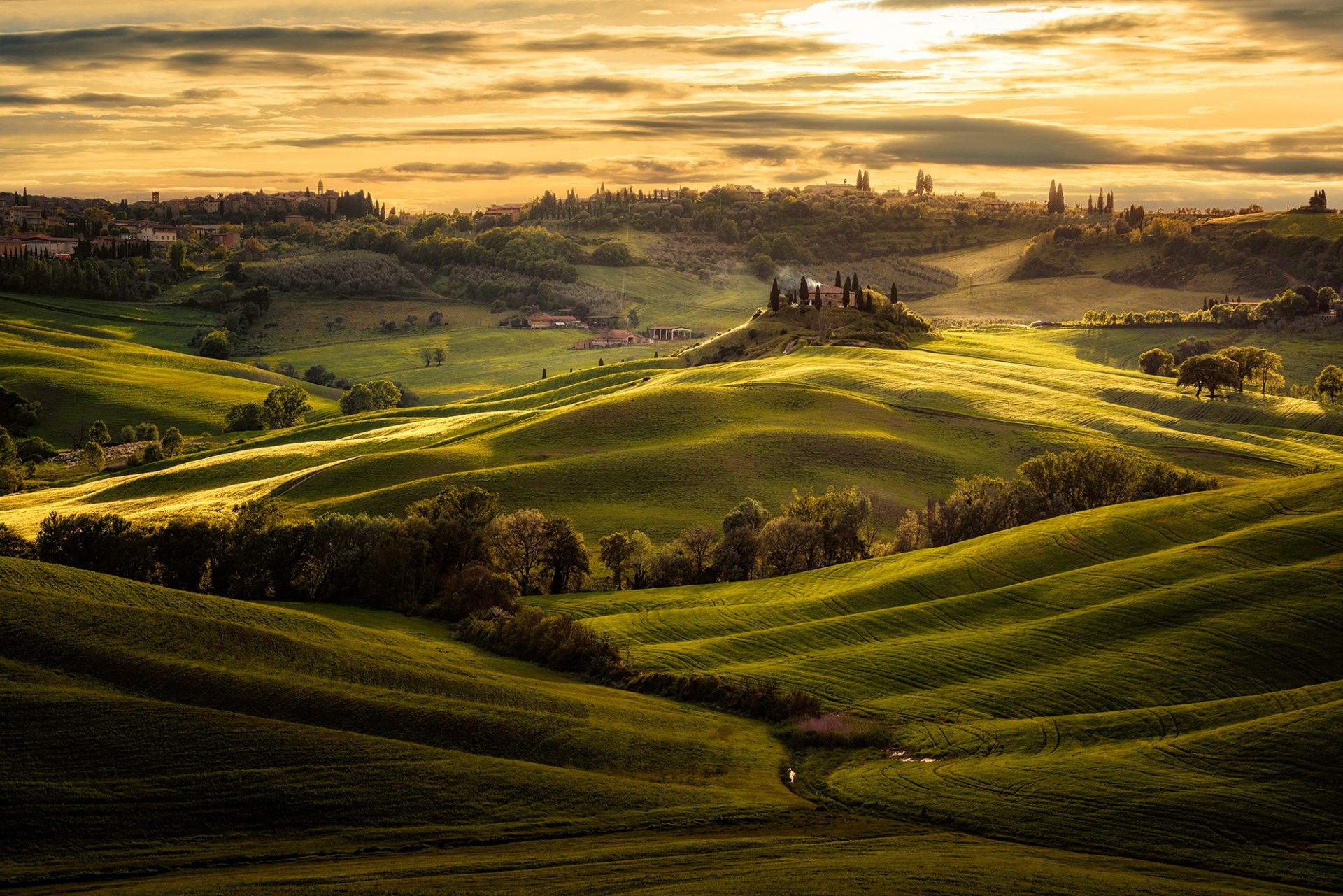 italien toskana felder licht himmel wolken