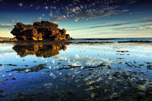 Paisaje en Australia con el mar