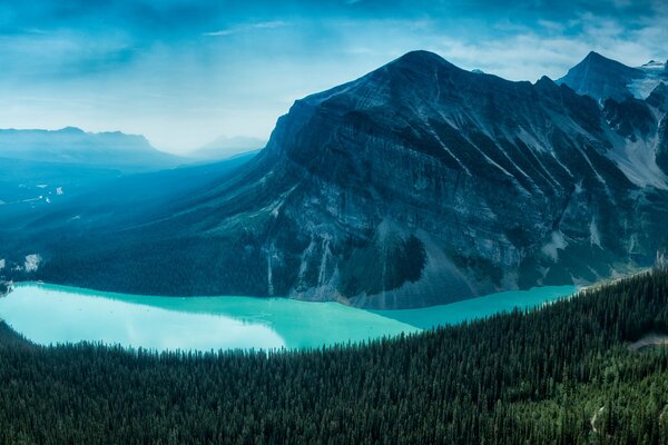 Paysage canadien du lac Louise