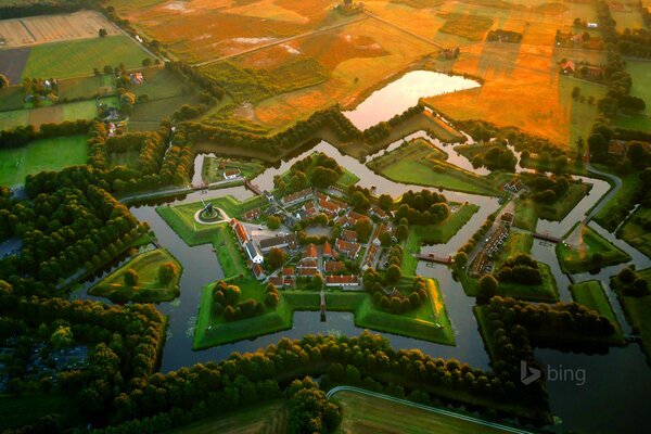 Bourtange, Holandia, Fort Museum z fosą z wodą. Widok z góry