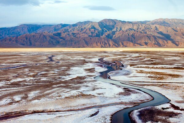 Hipnotyzujące zdjęcie Parku Narodowego Doliny Śmierci