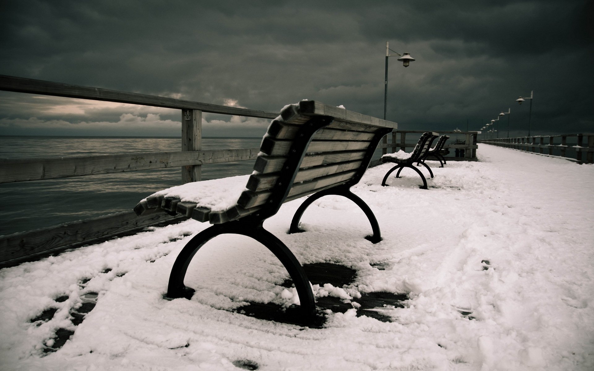 panchine mare neve paesaggio