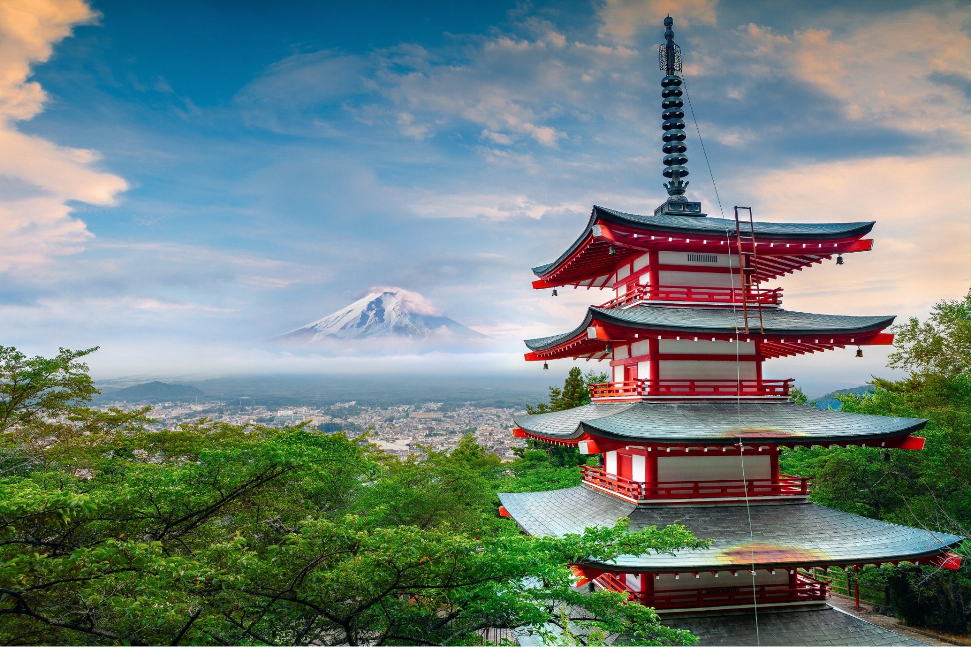 japón estratovolcán montaña fujiyama verano junio pagoda casa arquitectura