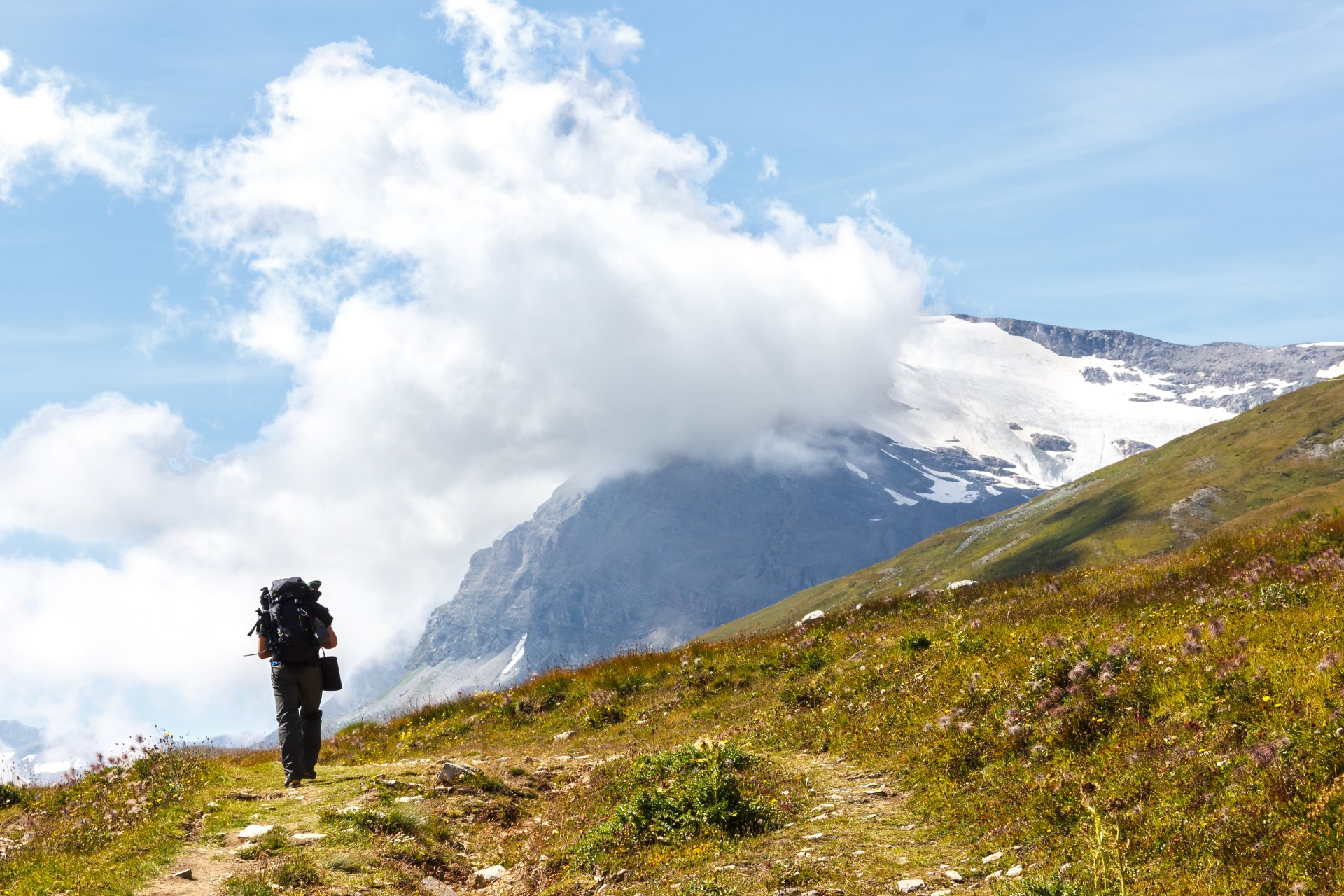 attività montagna paesaggio natura turista