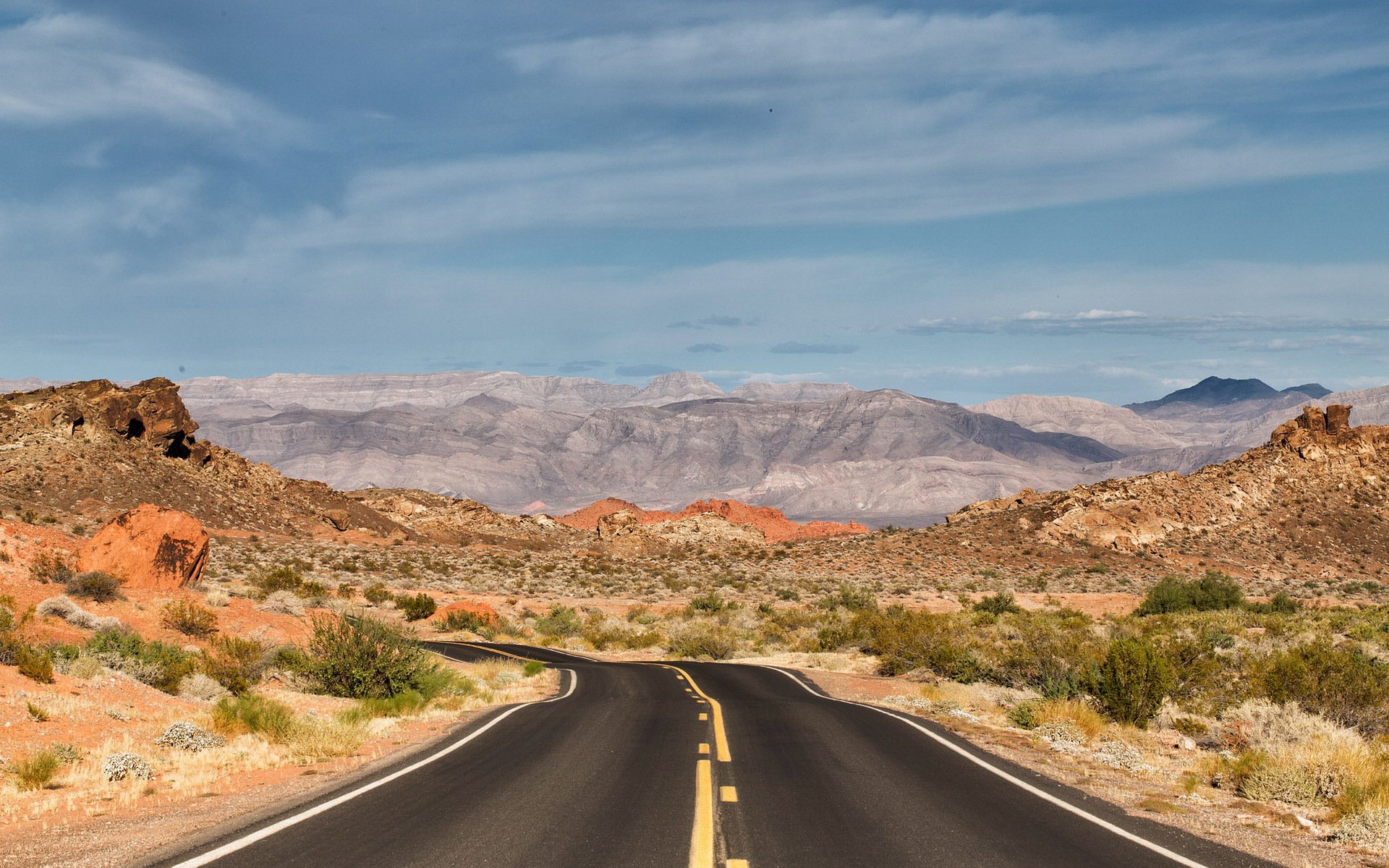 carretera montaña paisaje