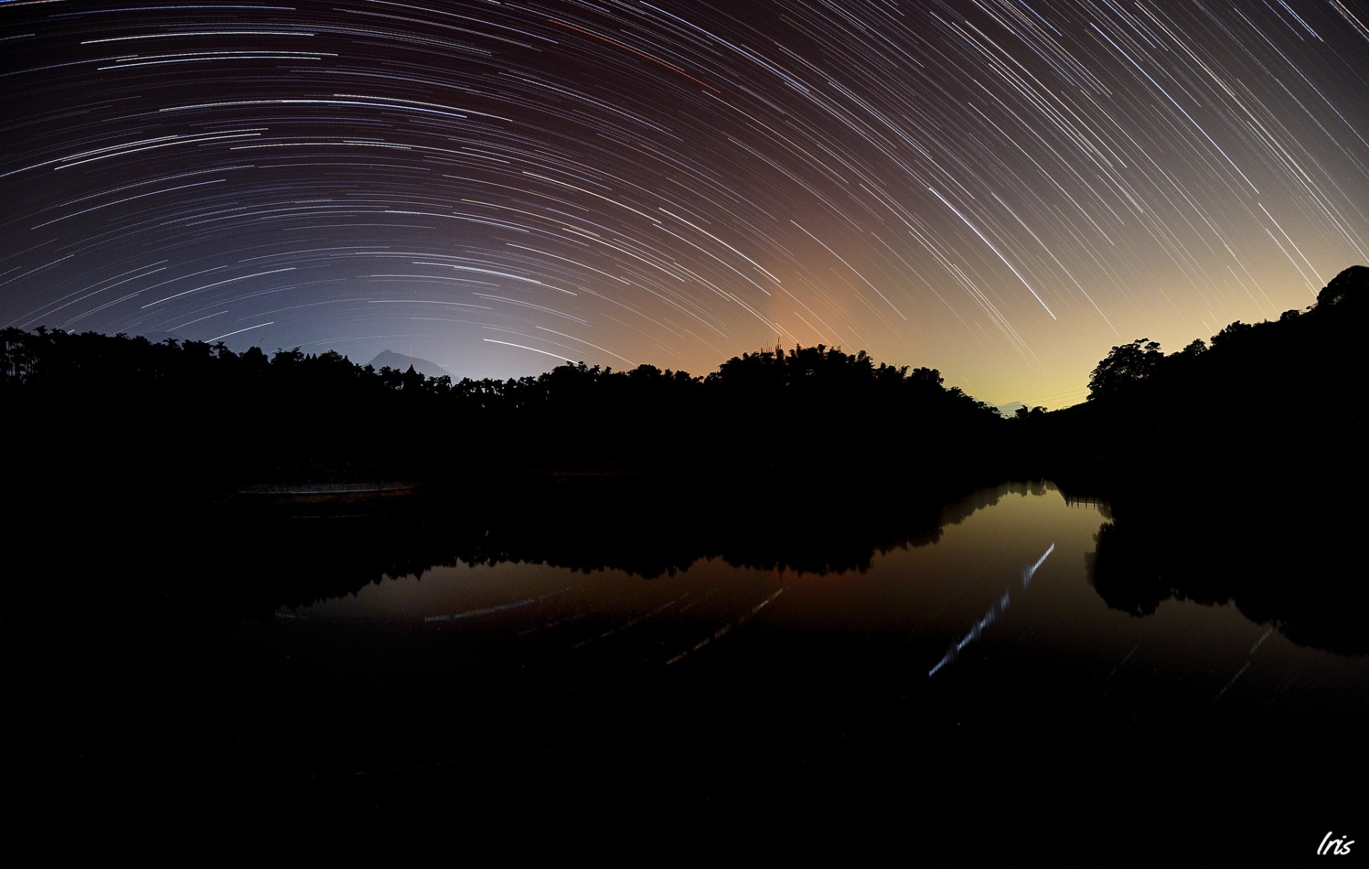 crepuscolo notte lago cerchi alberi