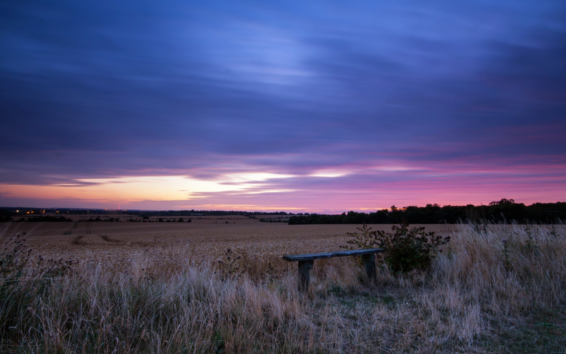 campo tramonto panchina paesaggio