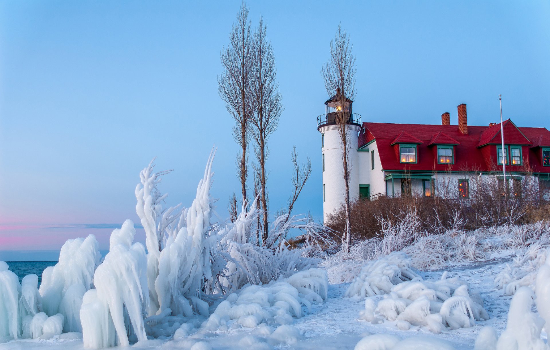 himmel winter meer leuchtturm haus büsche eis schnee