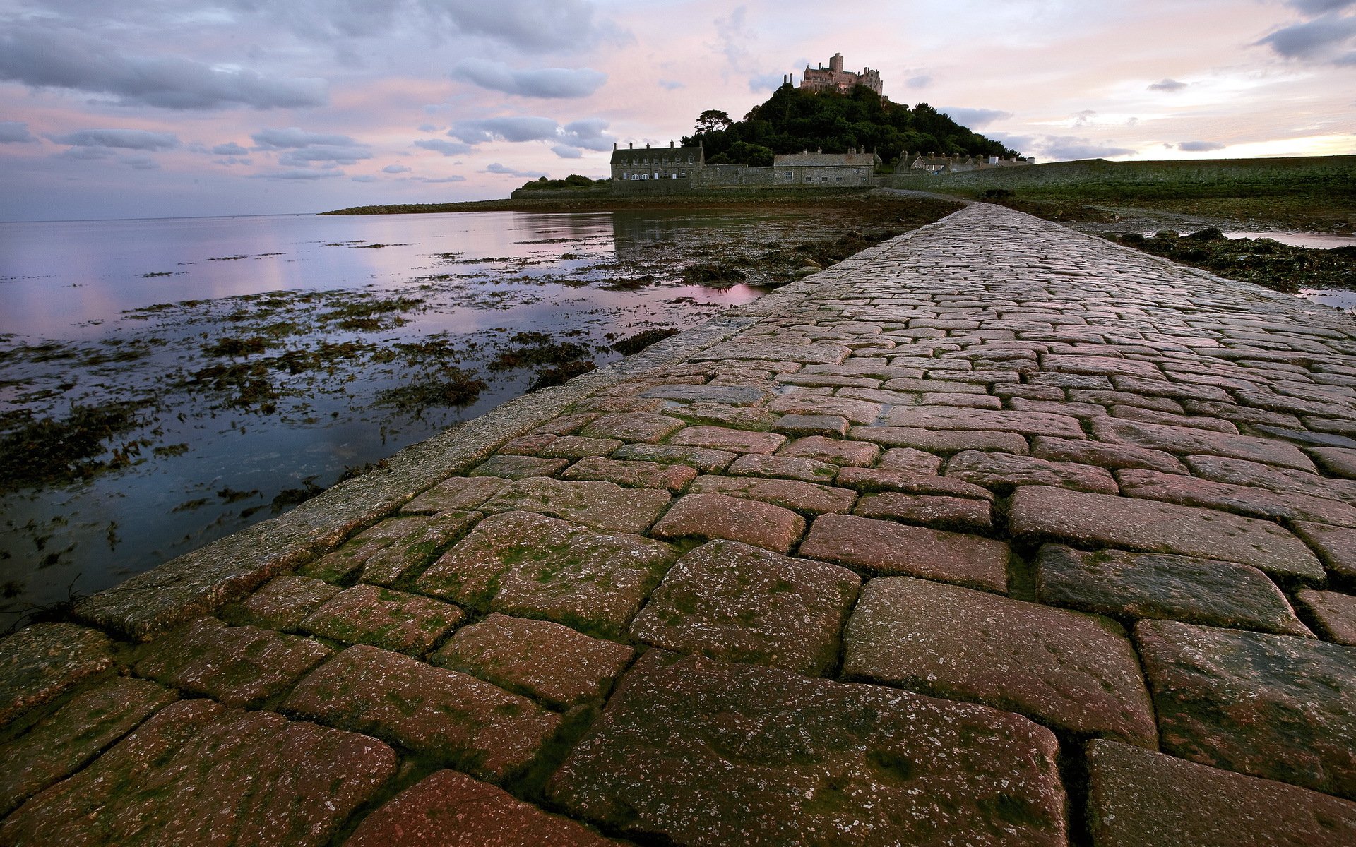 mont saint-michel paysage soirée