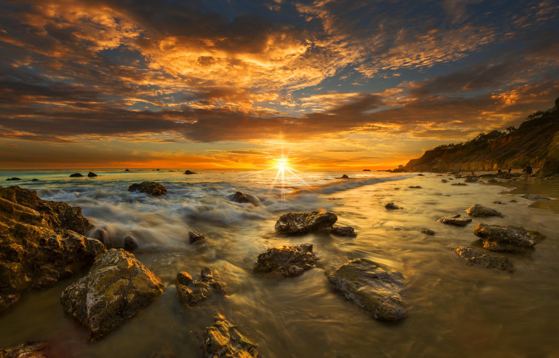 états-unis californie malibu plage coucher de soleil