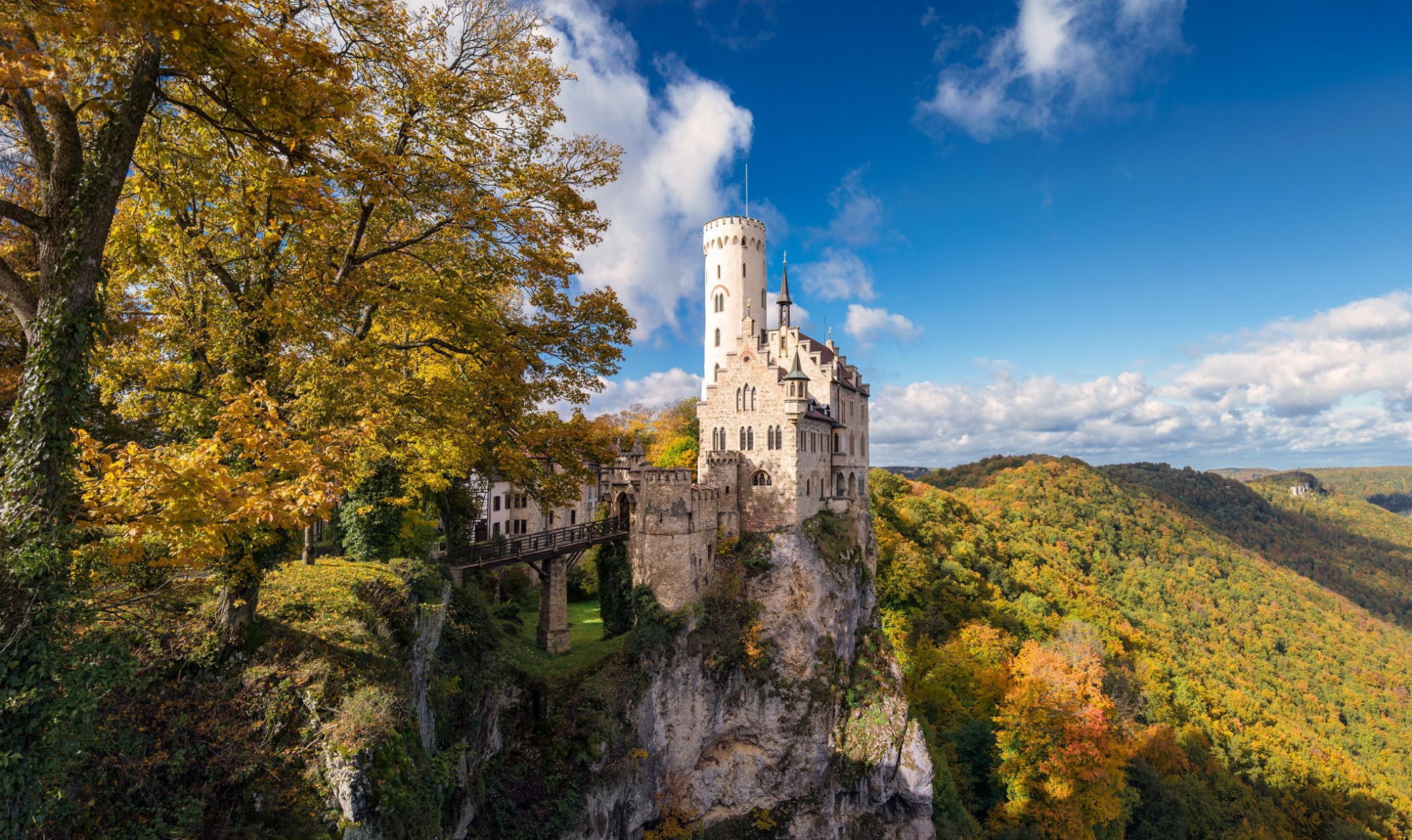 castle germany liechtenstein mountains photo