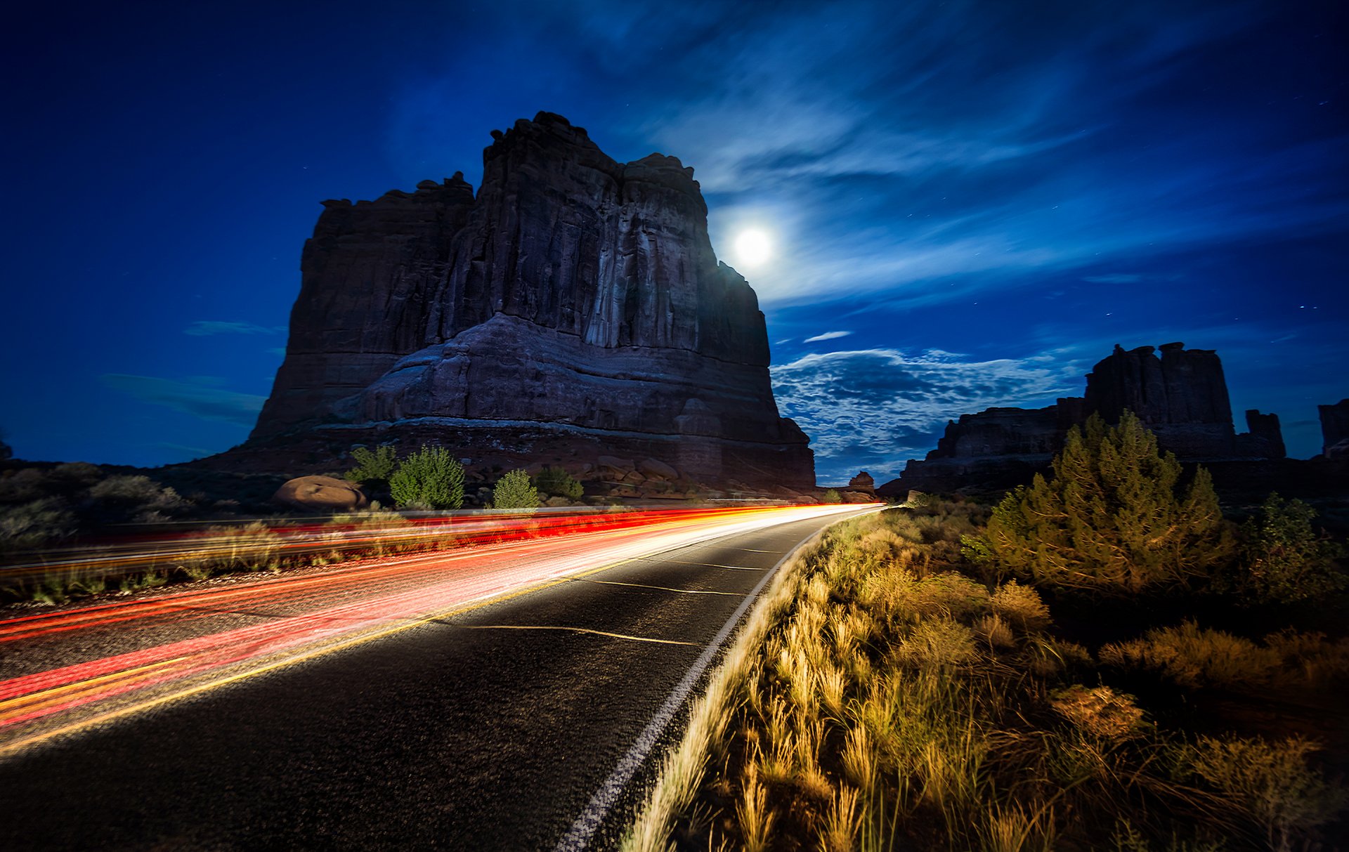 usa utah arches national park road rock night united states triomphe