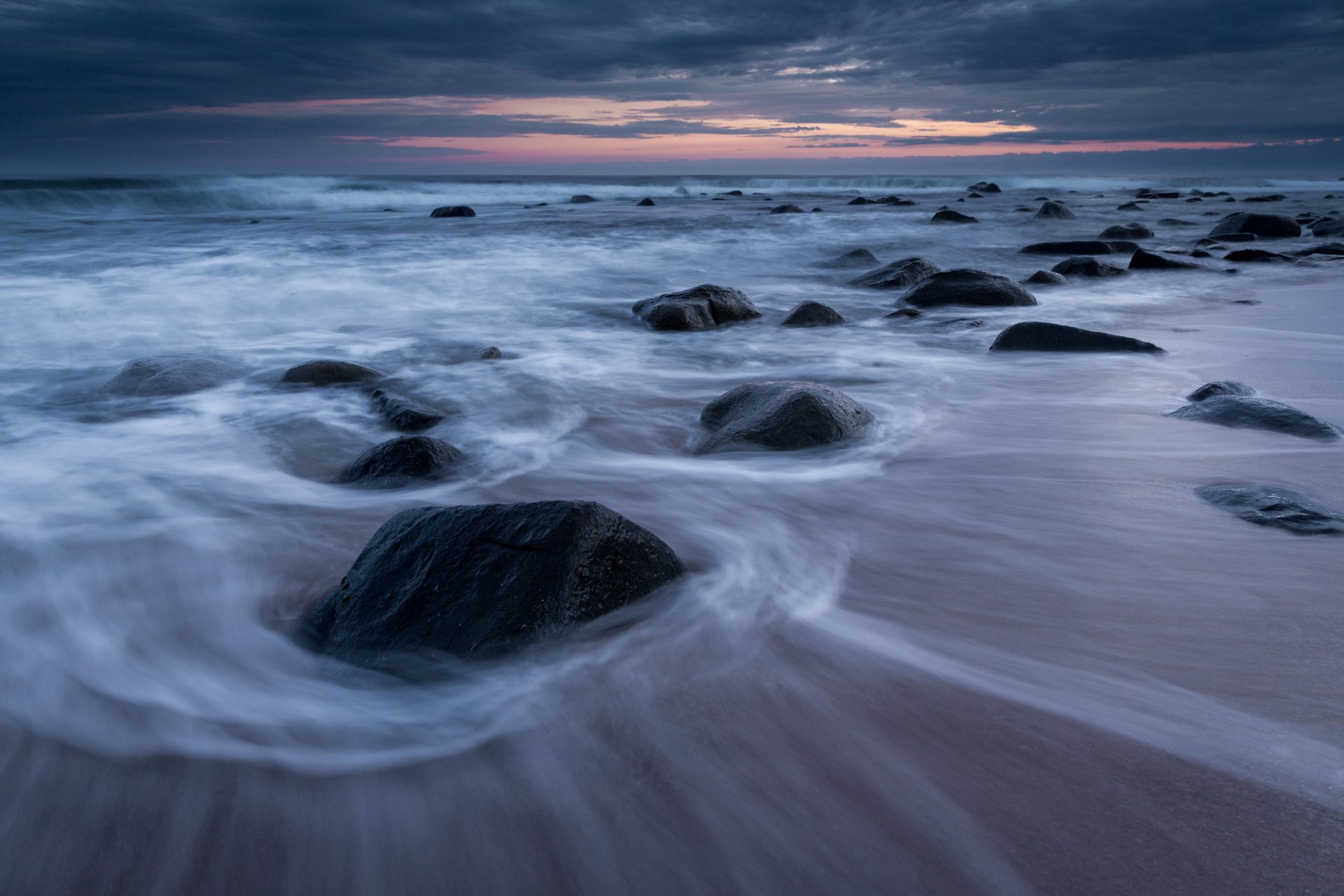 australie mer de tasman côte pierres soir coucher de soleil ciel nuages