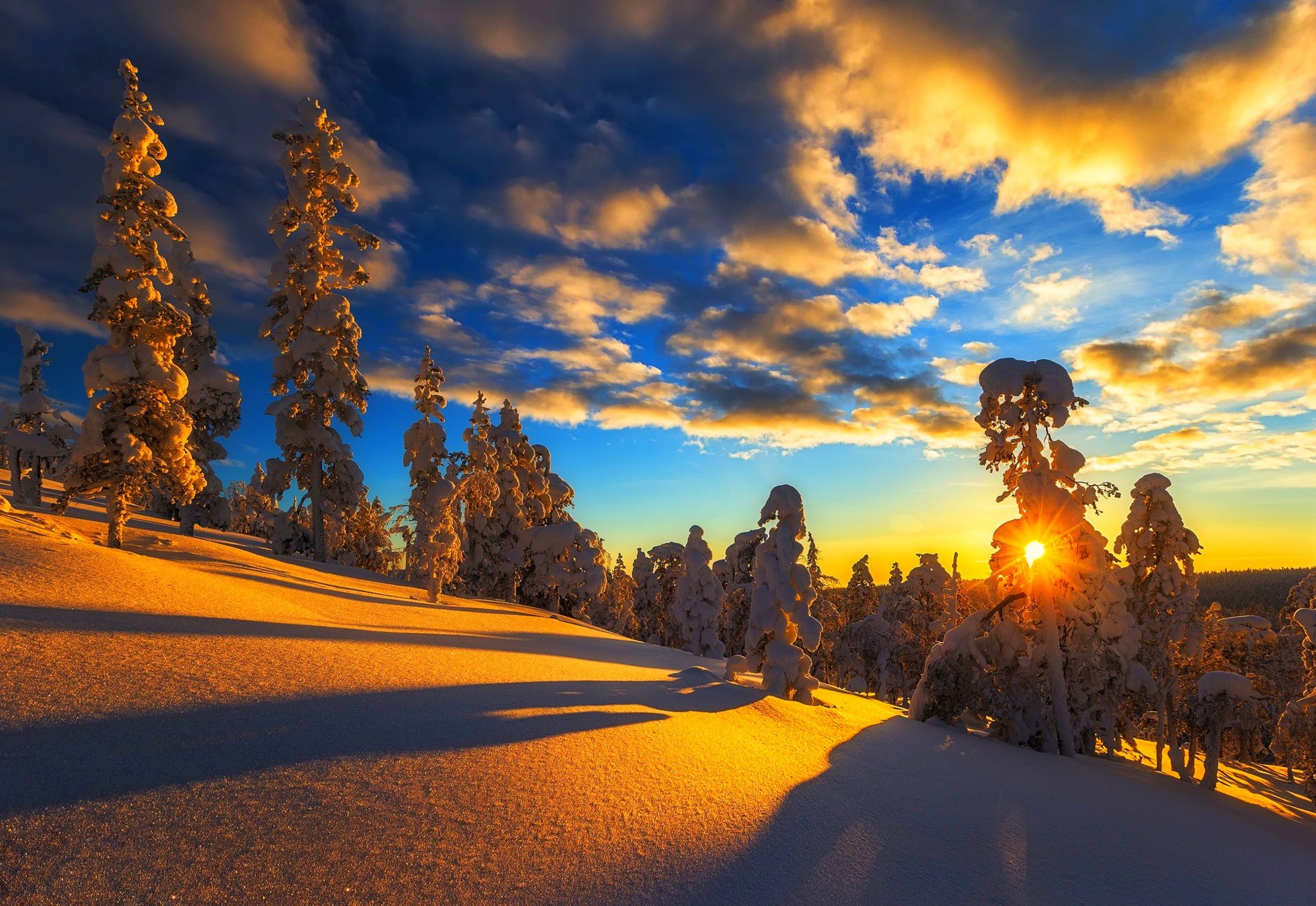 naturaleza invierno montaña nieve cielo nubes paisaje nubes de montaña invierno blanco puesta de sol