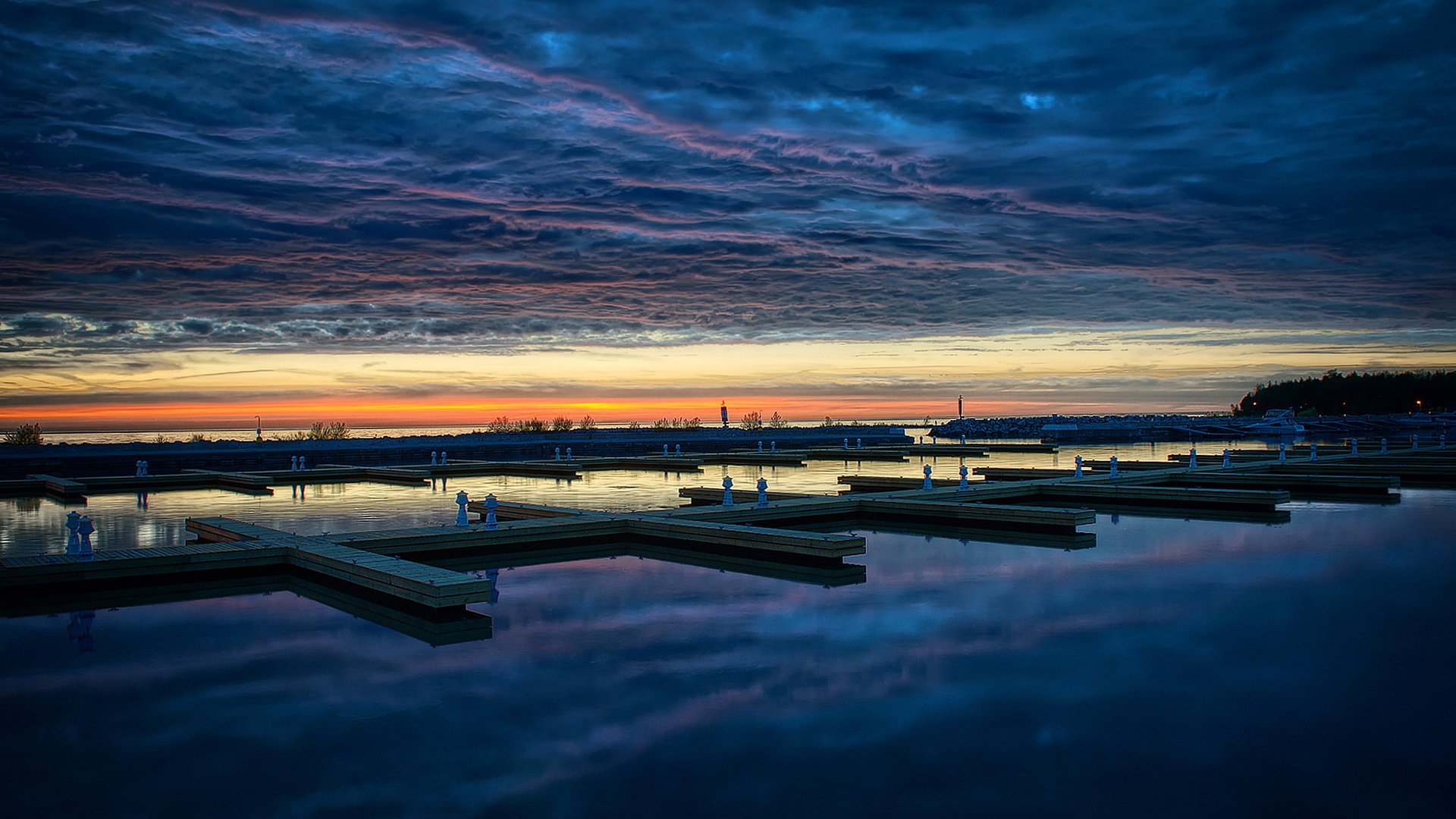 pier night landscape