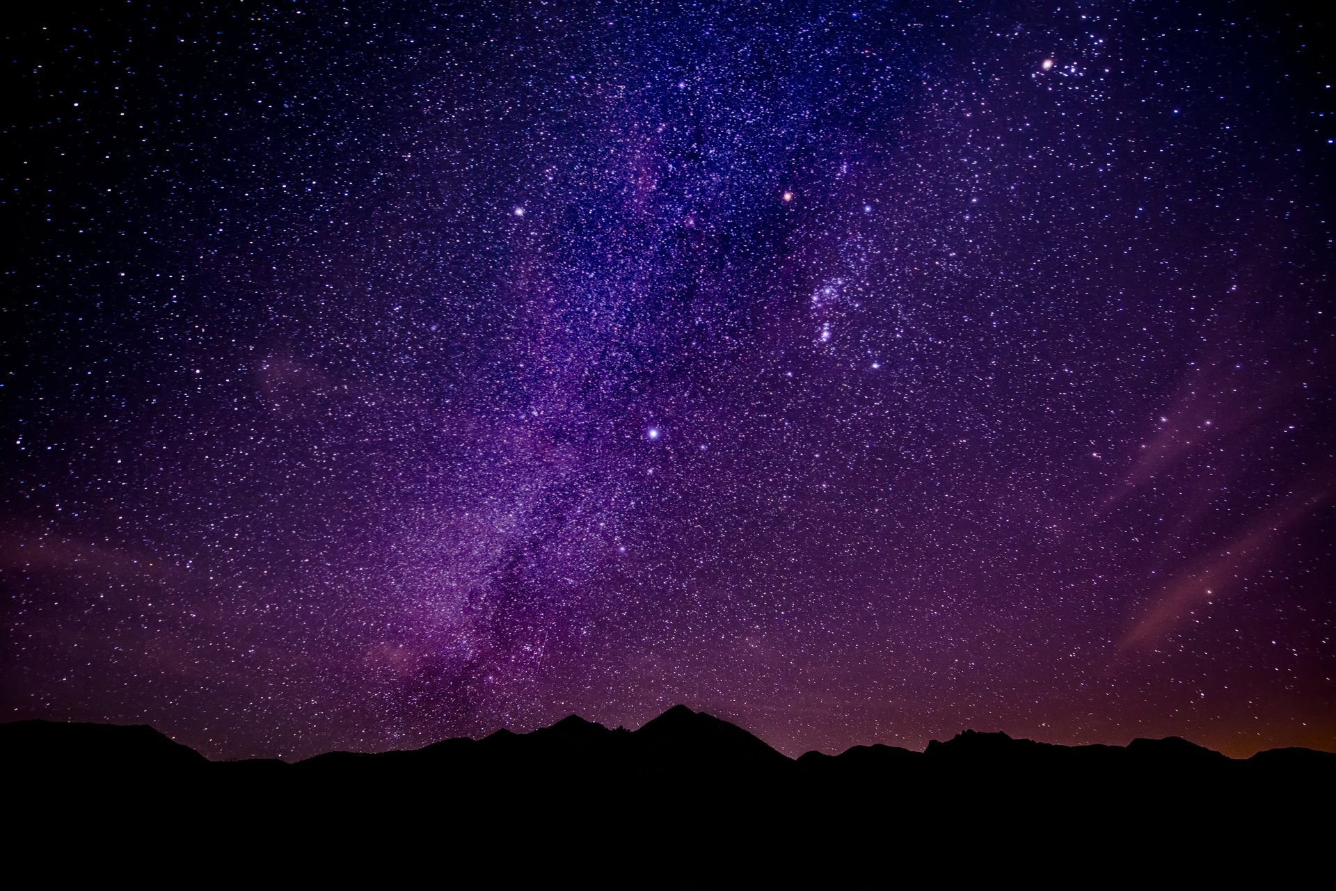 tar milky way night mountain