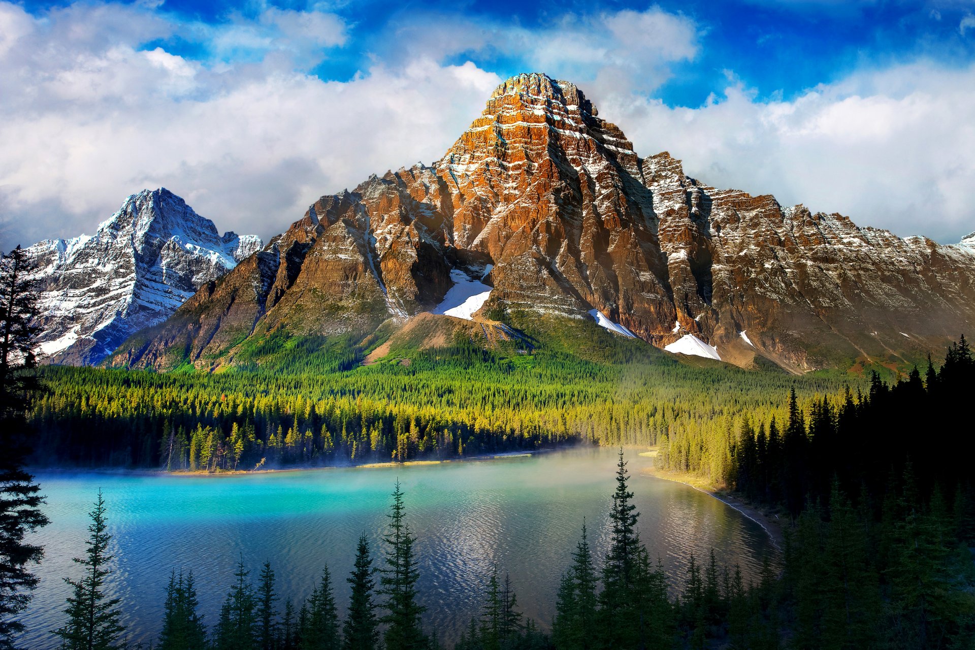 ciel nuages forêt montagnes neige arbres lac